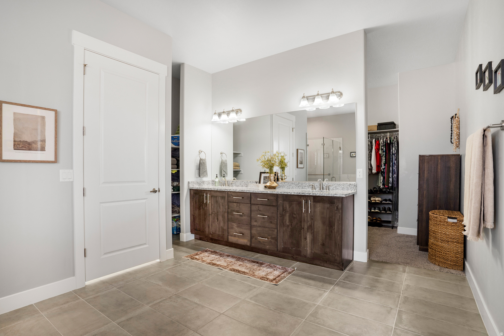 LEDGES OF ST GEORGE WHITE ROCKS PH 4 - Residential