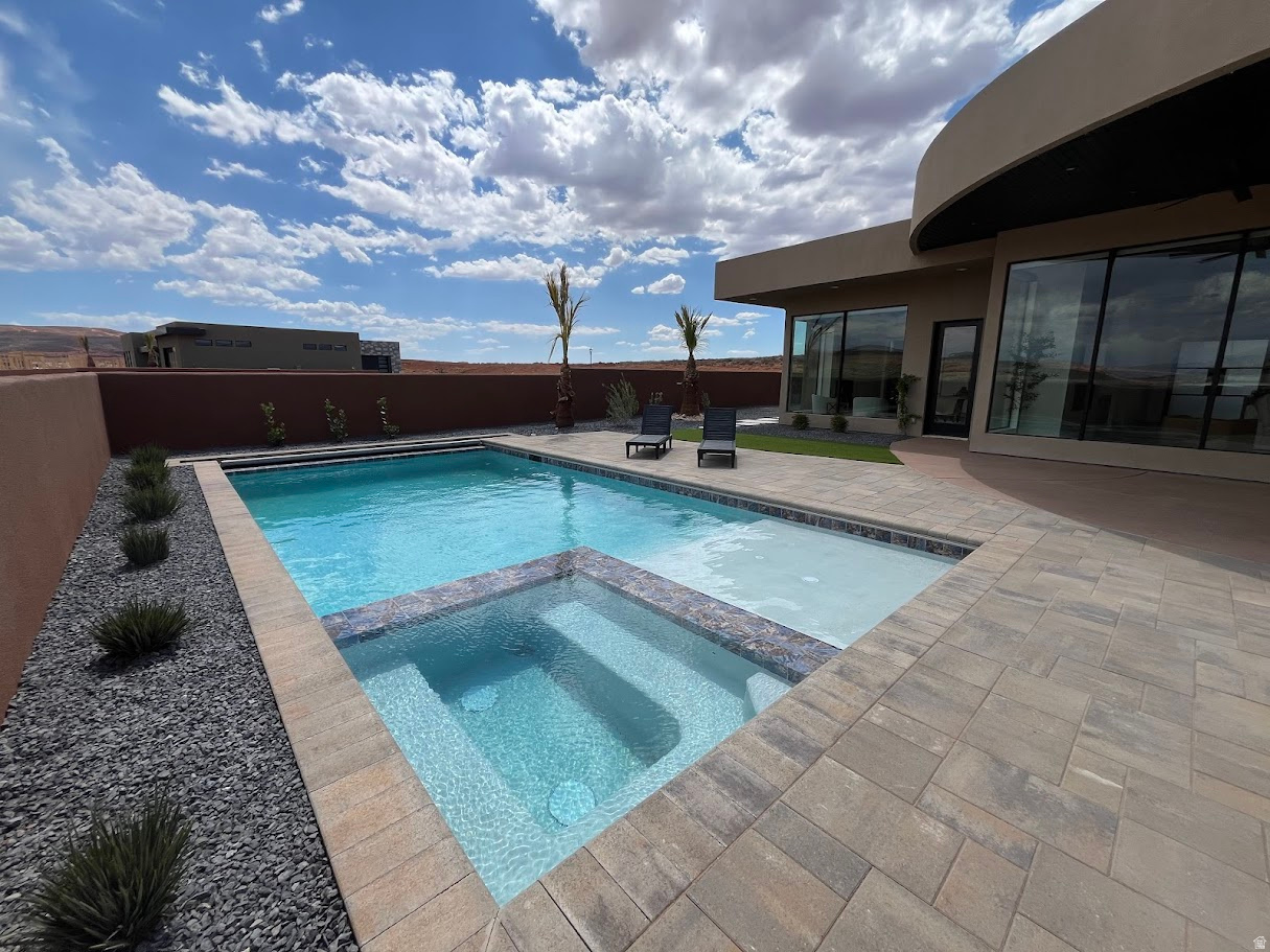 THE ESTATES AT SAND HOLLOW RESORT - Residential
