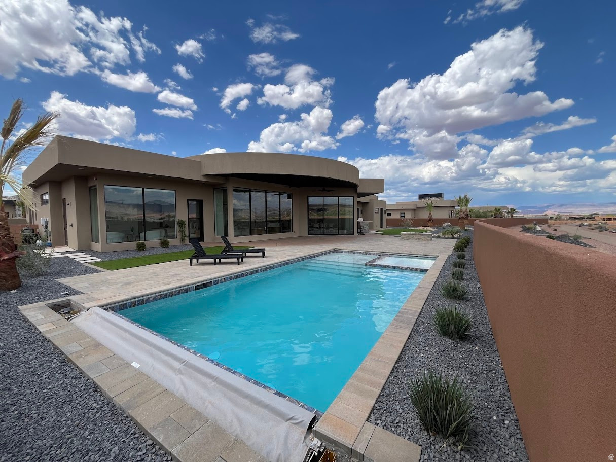 THE ESTATES AT SAND HOLLOW RESORT - Residential