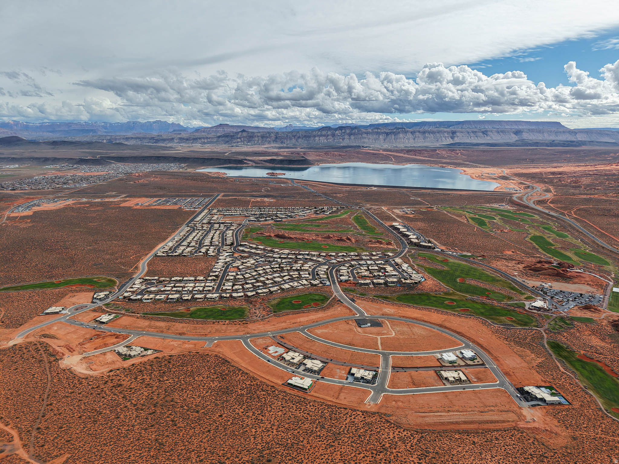 THE ESTATES AT SAND HOLLOW RESORT - Residential