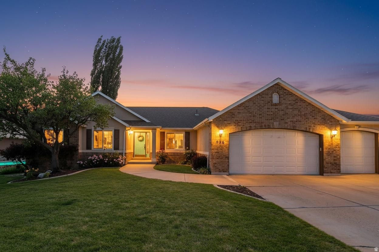 CREEKSIDE ESTATES - Residential