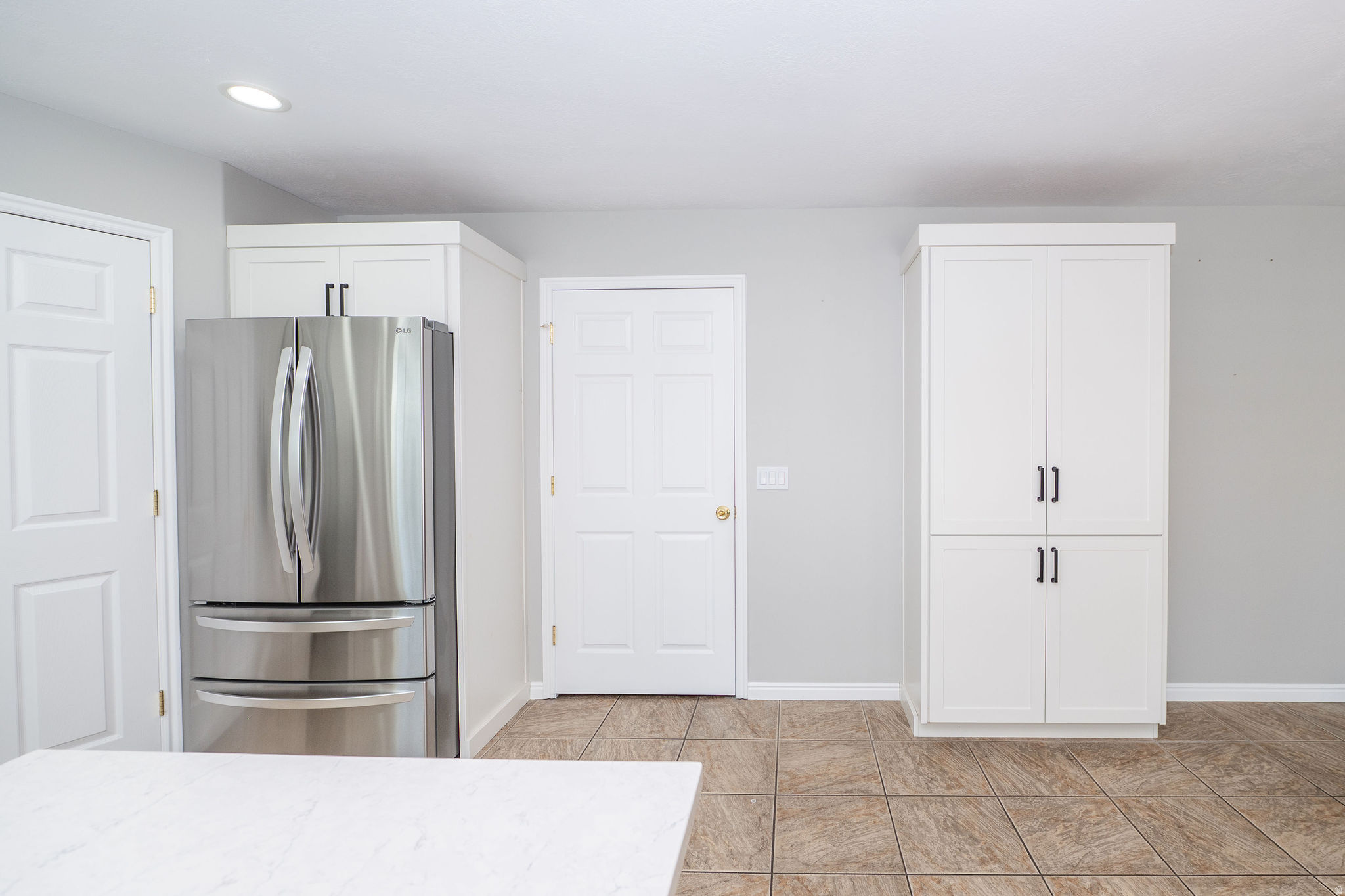 CREEKSIDE ESTATES - Residential