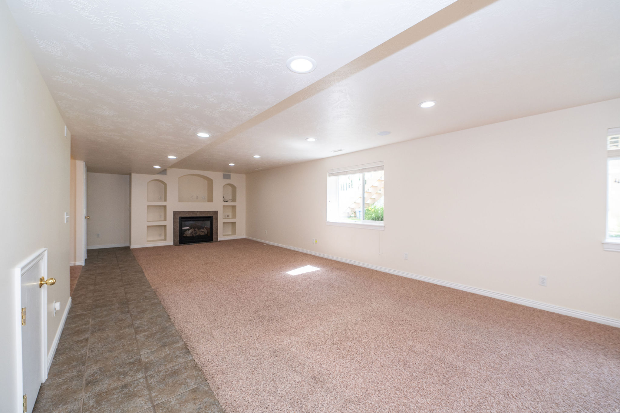 CREEKSIDE ESTATES - Residential