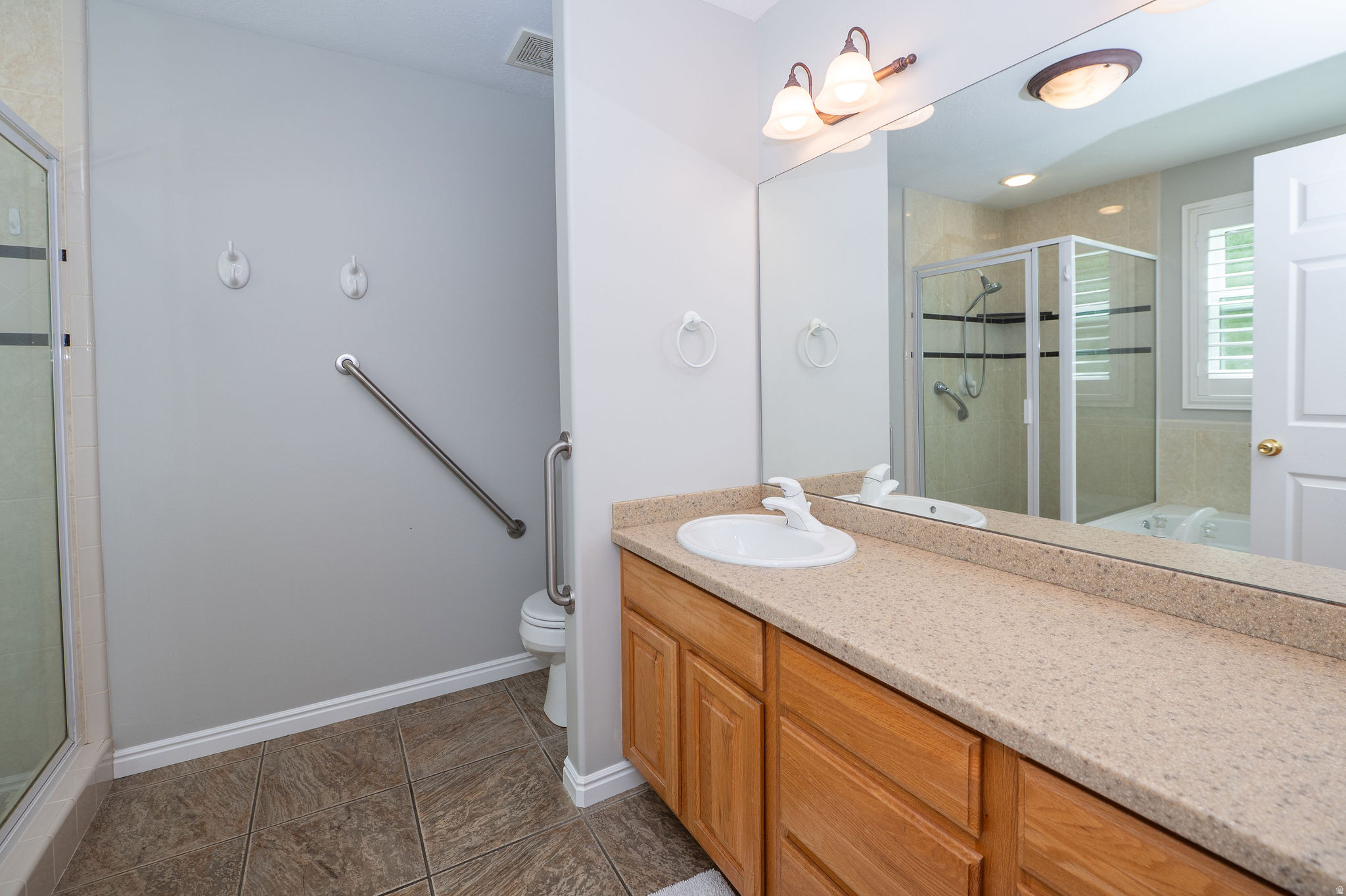 CREEKSIDE ESTATES - Residential