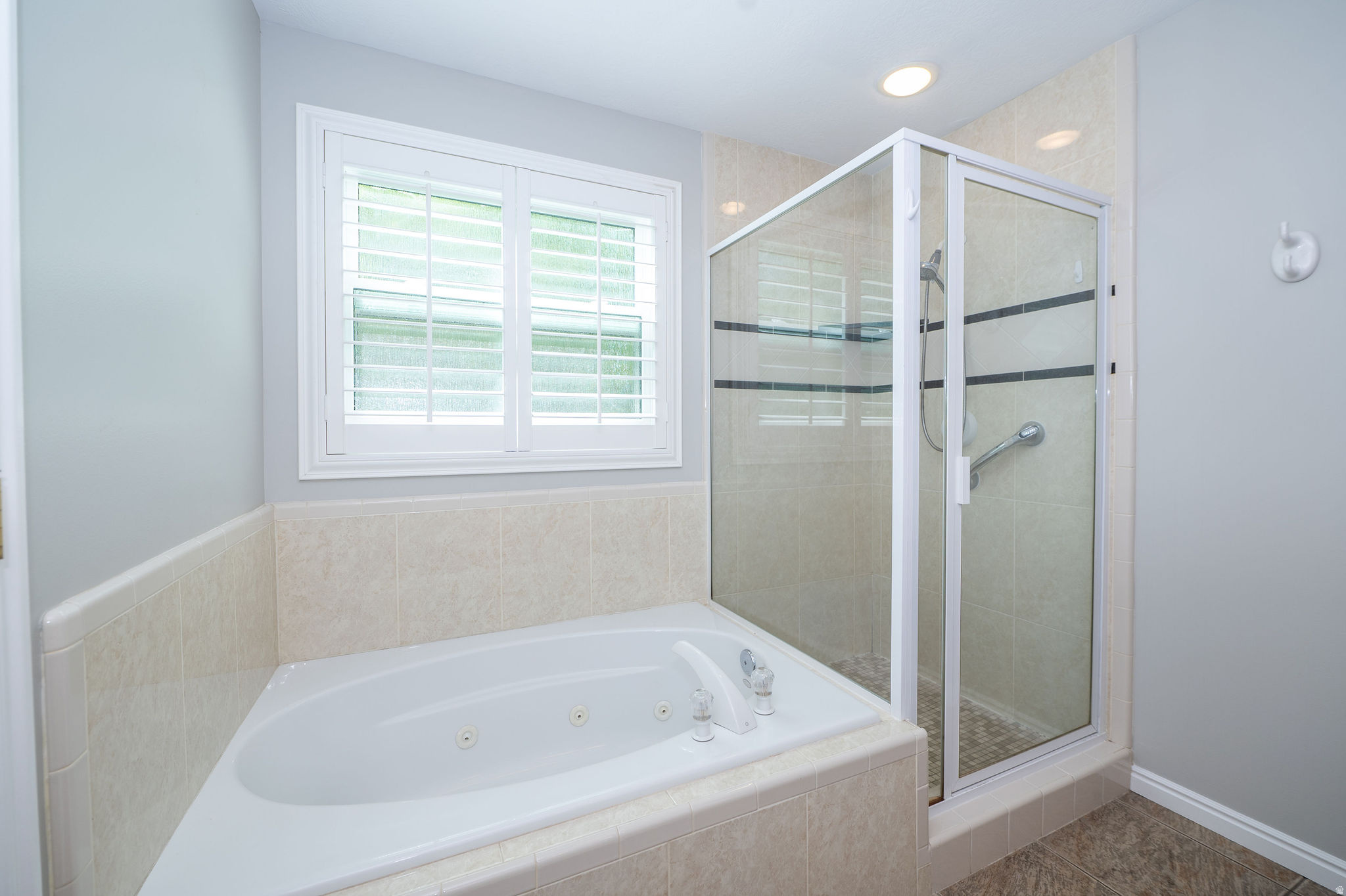 CREEKSIDE ESTATES - Residential