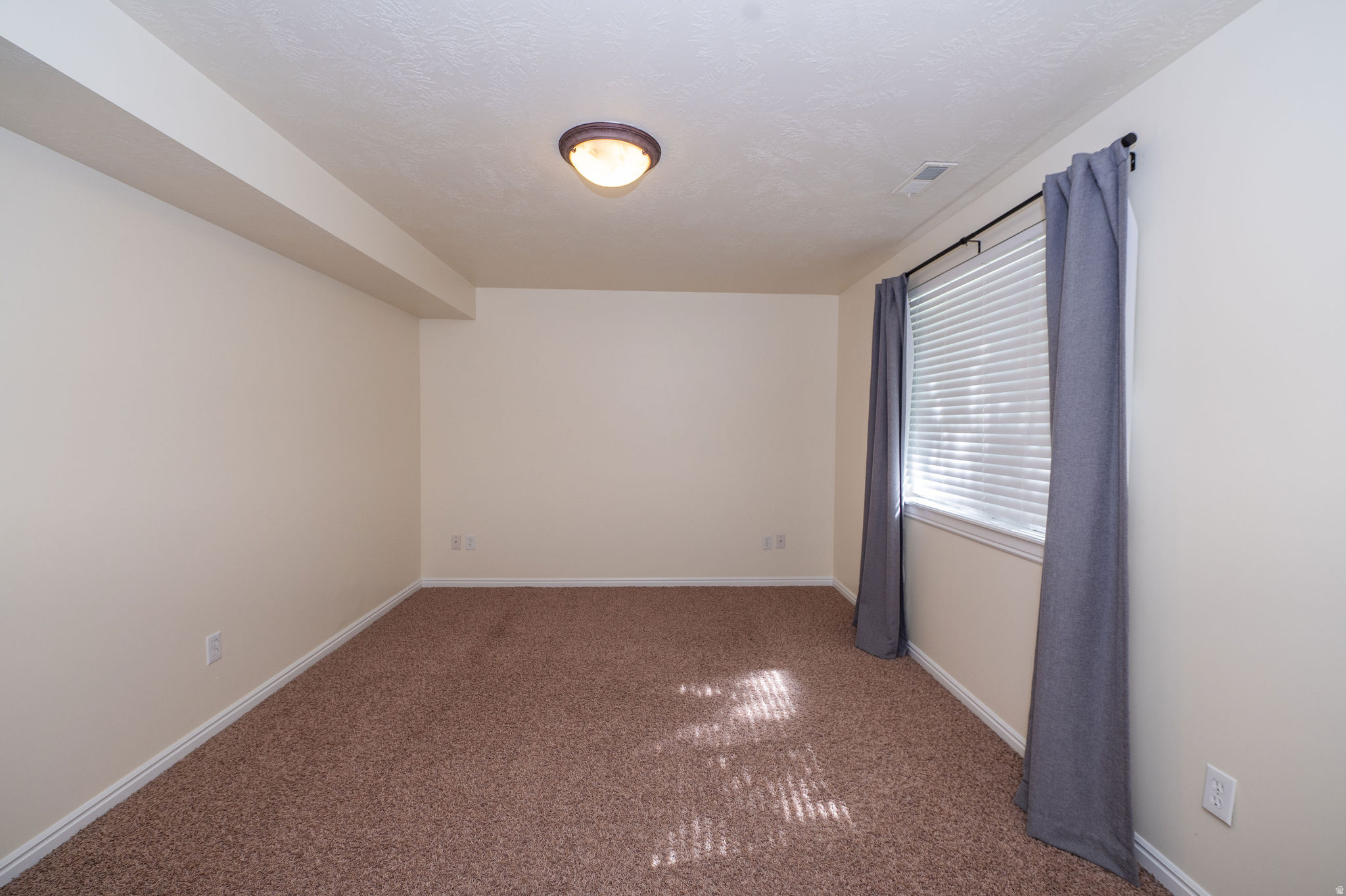 CREEKSIDE ESTATES - Residential