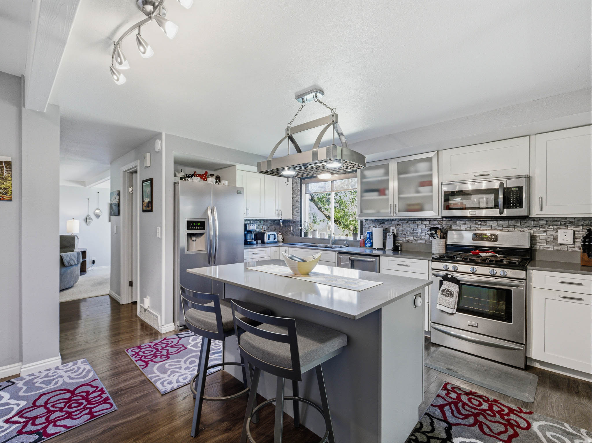 BARRINGTON PARK - Residential