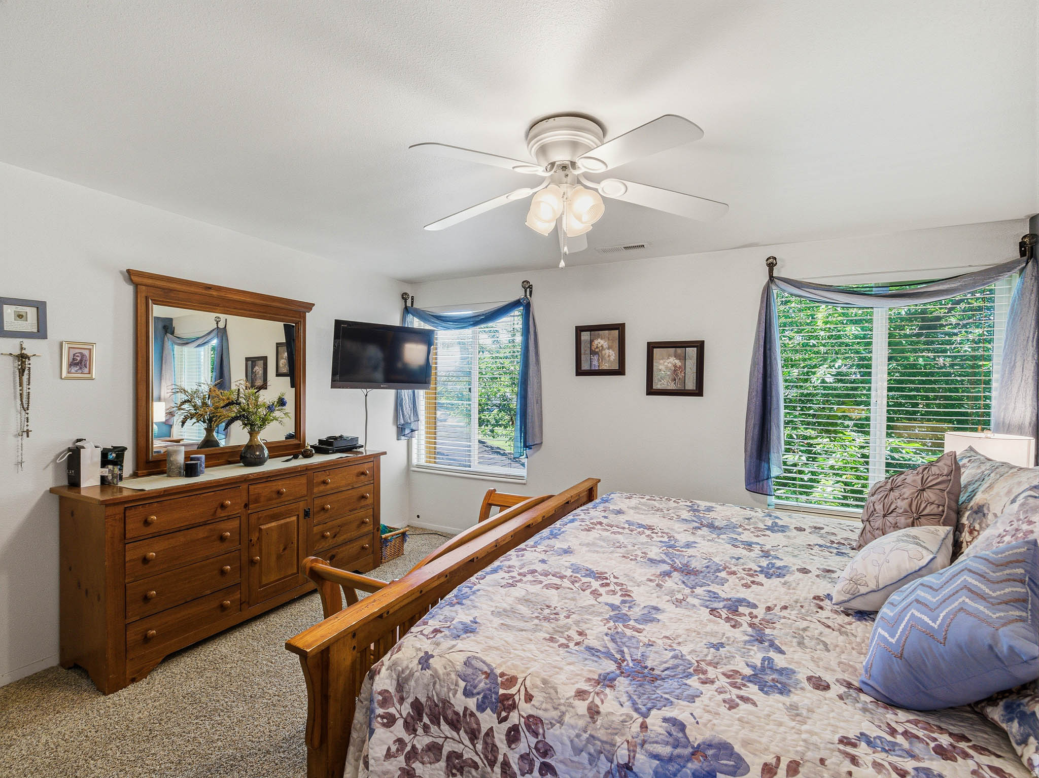 BARRINGTON PARK - Residential