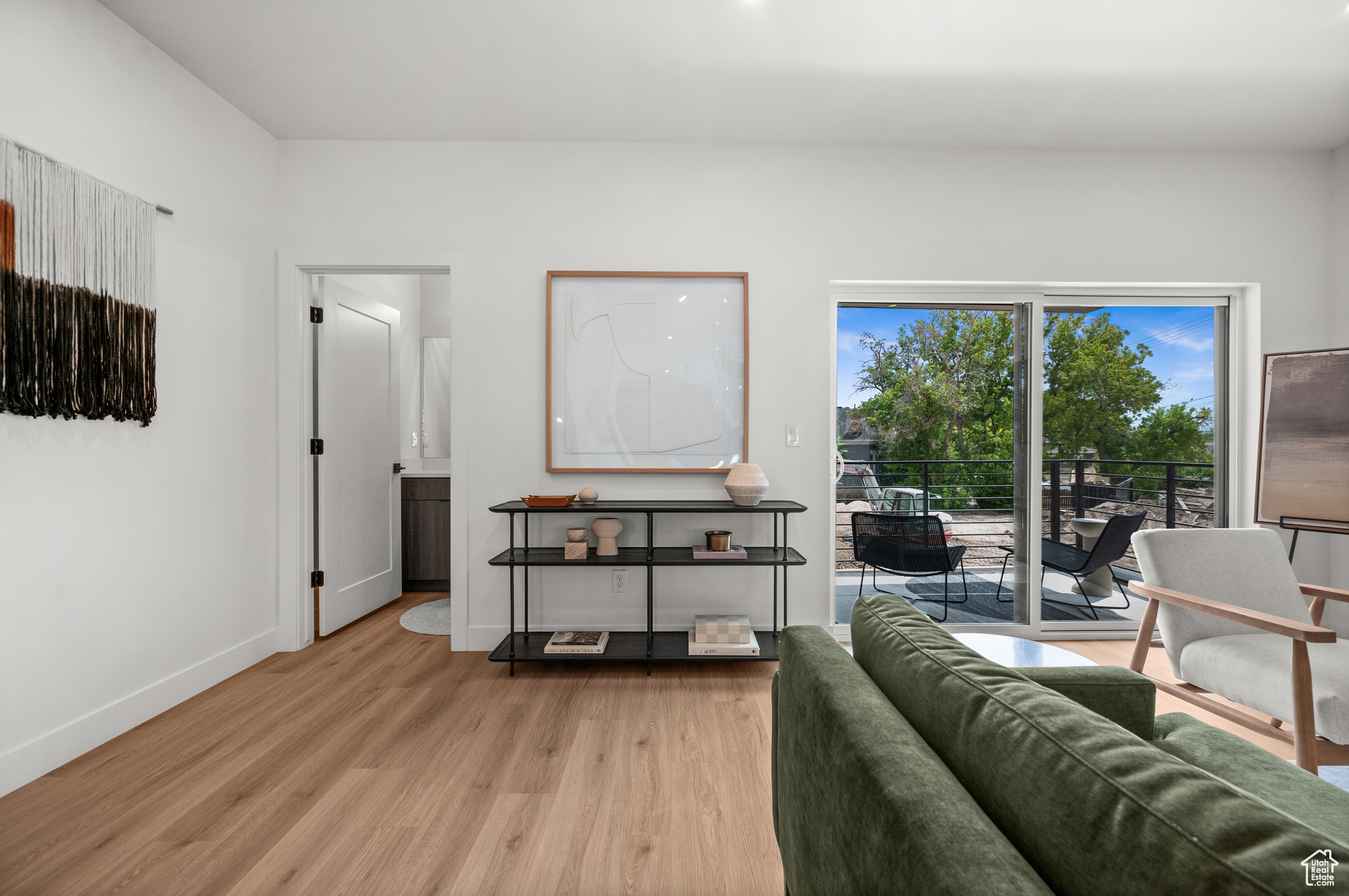 WOODLAND COMMONS - Residential