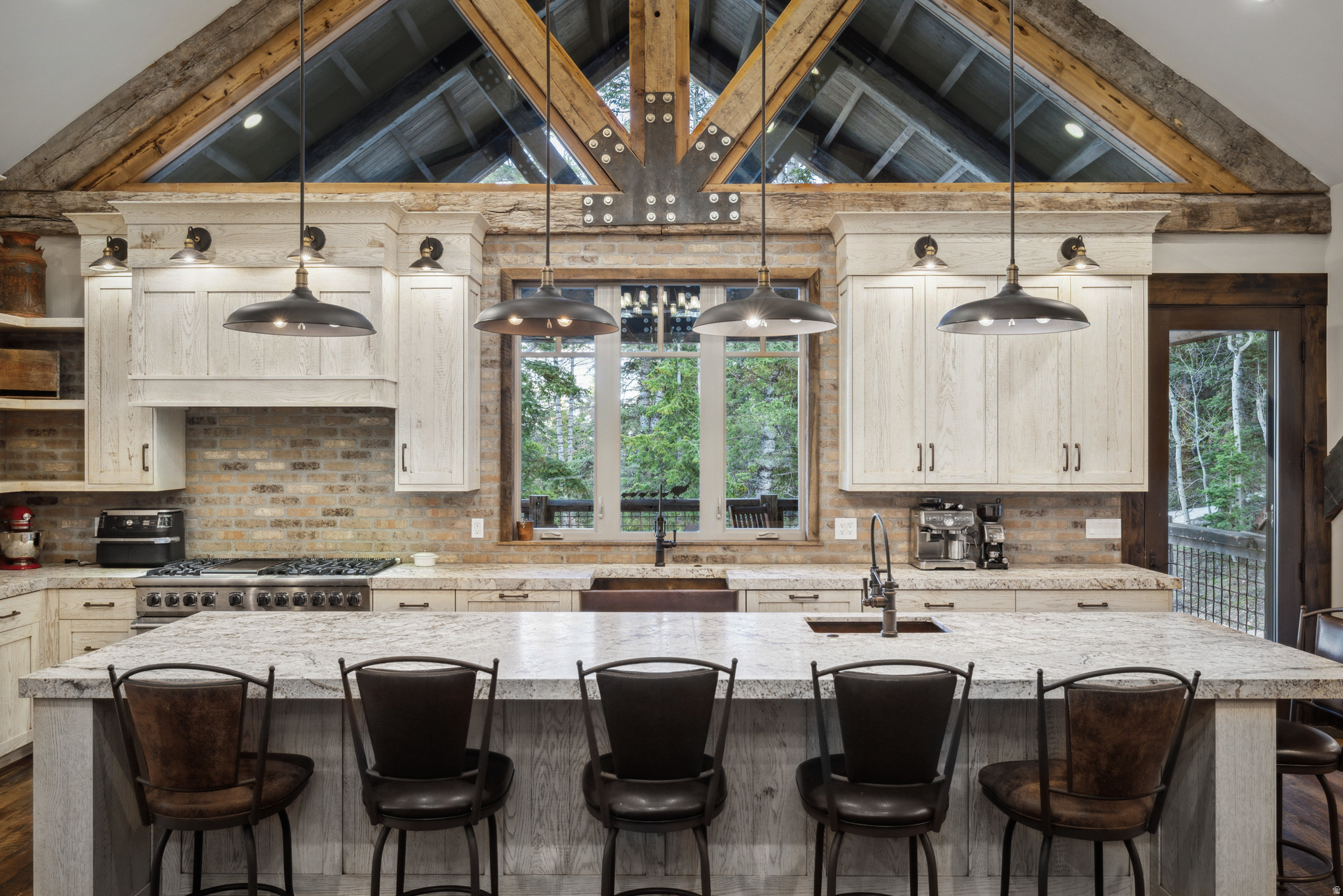 PINE MEADOW RANCH - Residential