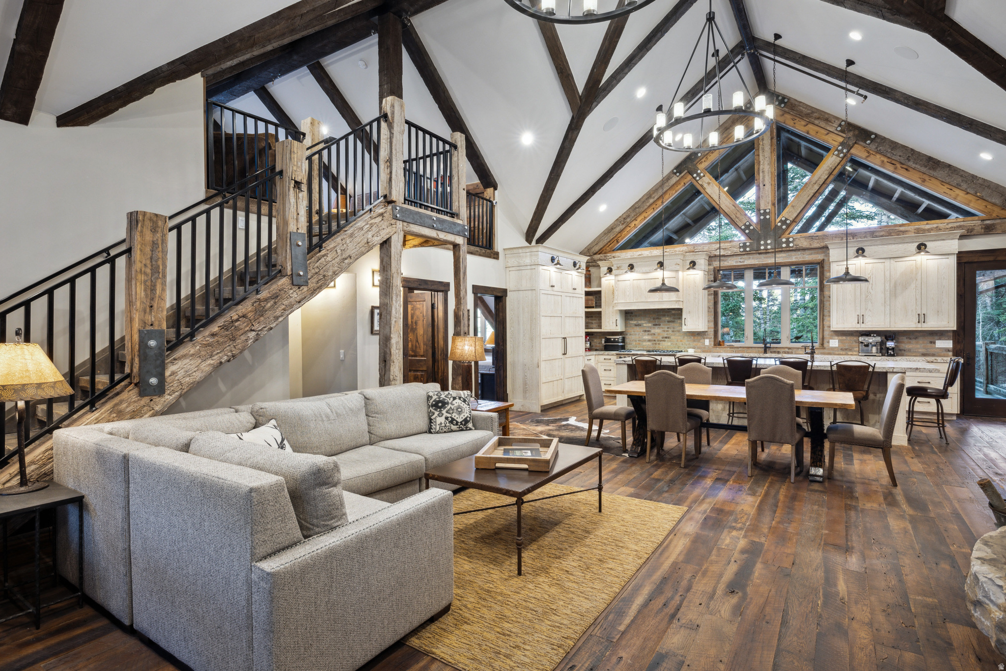PINE MEADOW RANCH - Residential