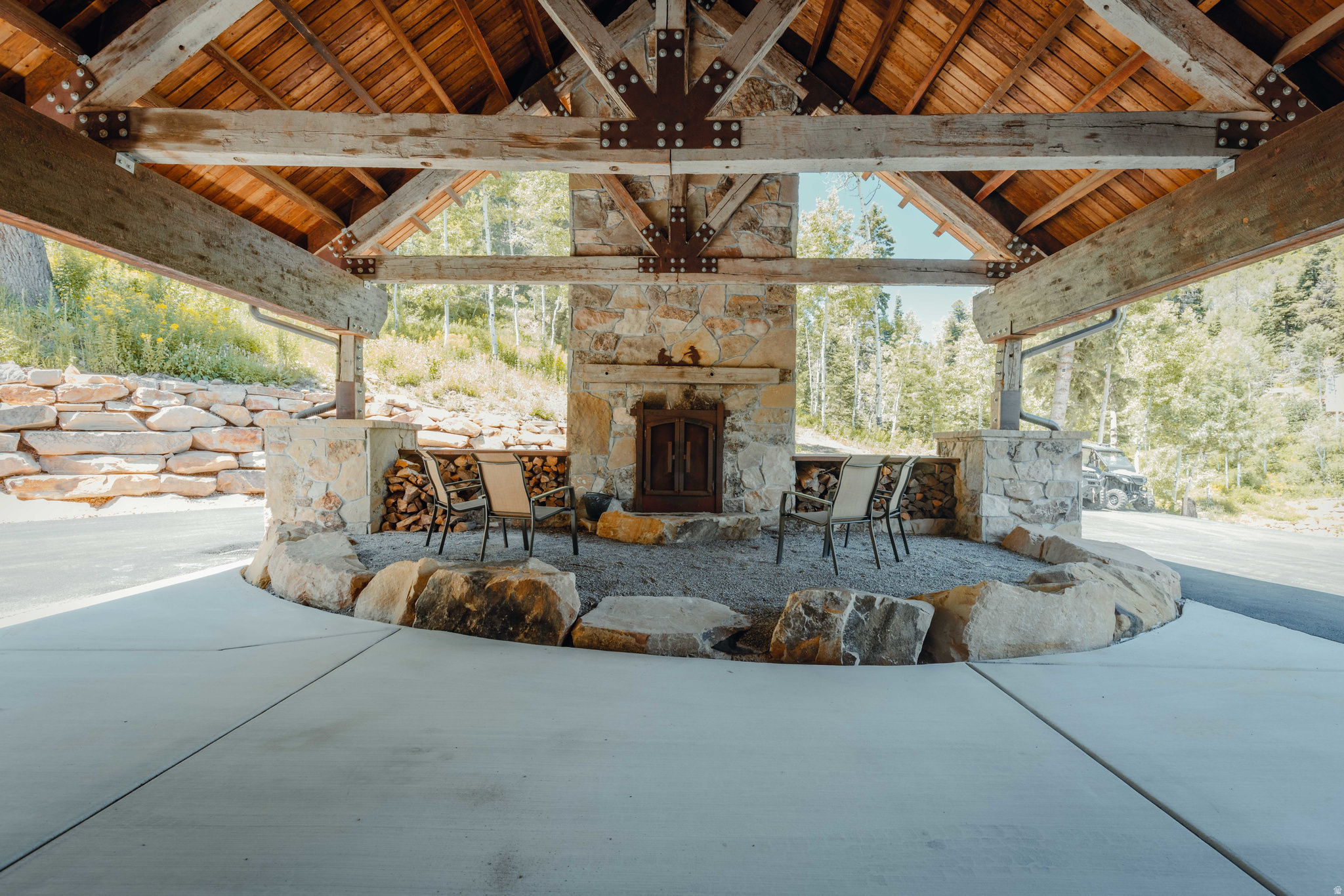 PINE MEADOW RANCH - Residential
