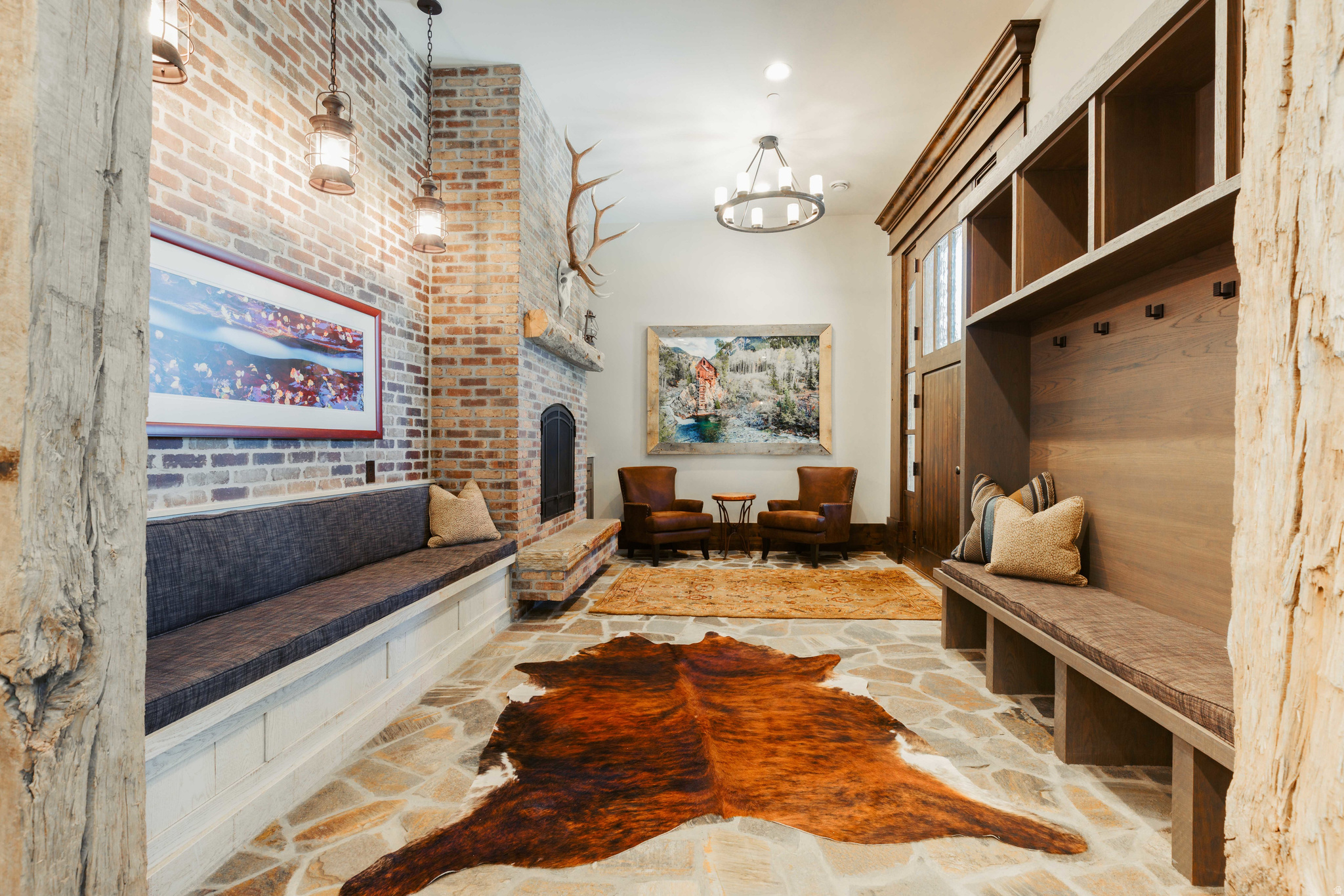 PINE MEADOW RANCH - Residential