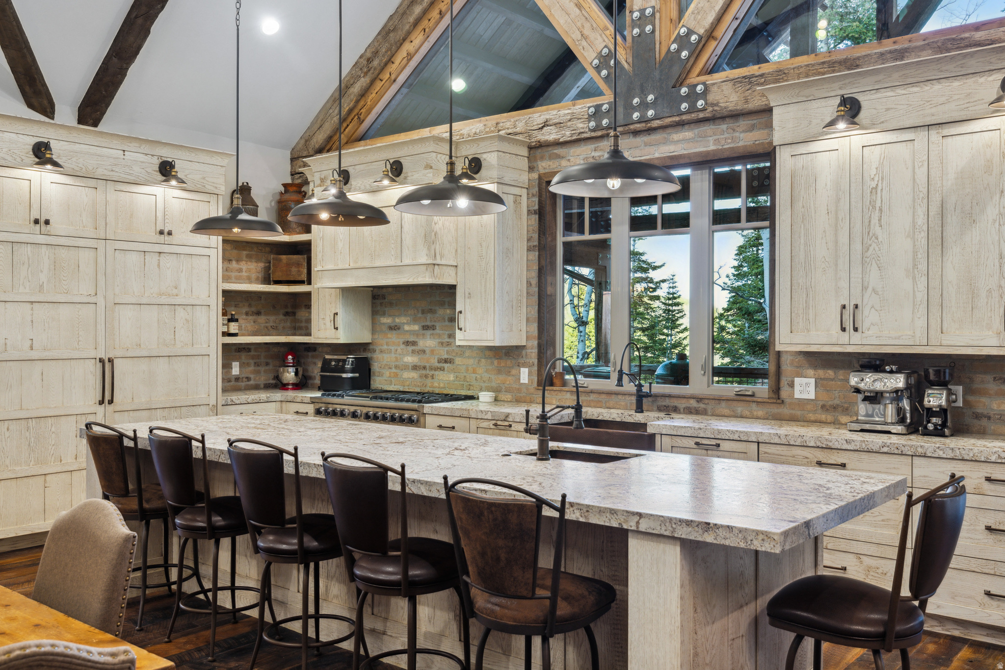 PINE MEADOW RANCH - Residential