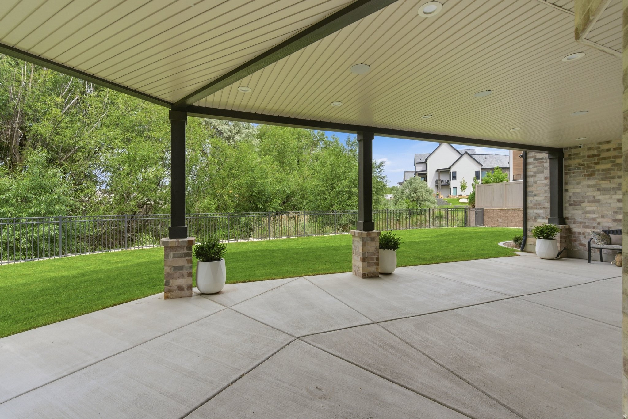 GREENWOOD CREEK - Residential