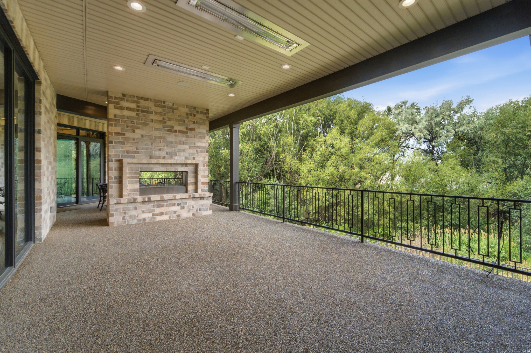 GREENWOOD CREEK - Residential