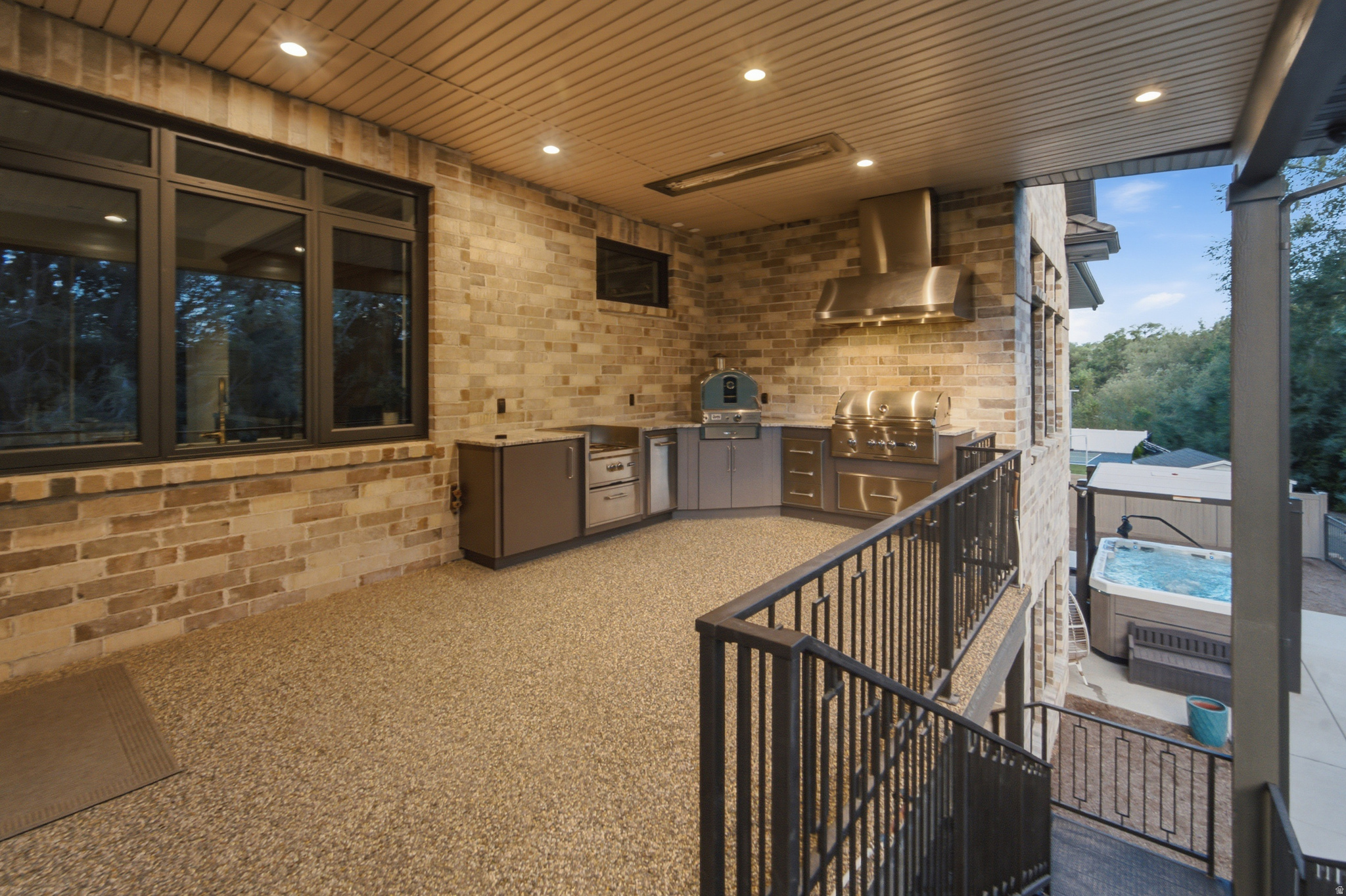 GREENWOOD CREEK - Residential