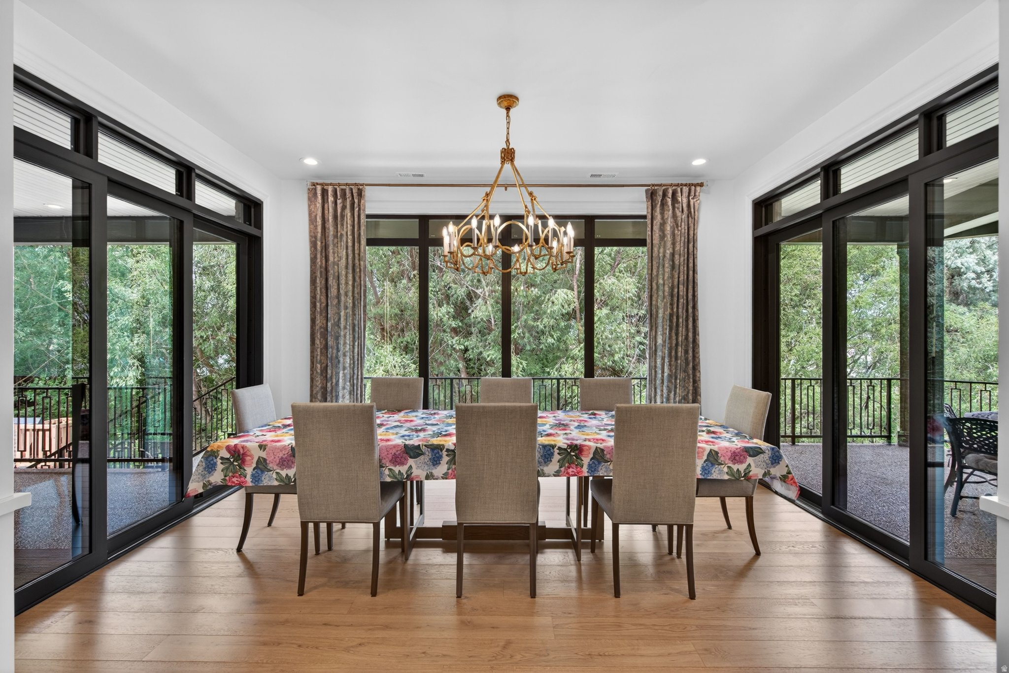 GREENWOOD CREEK - Residential