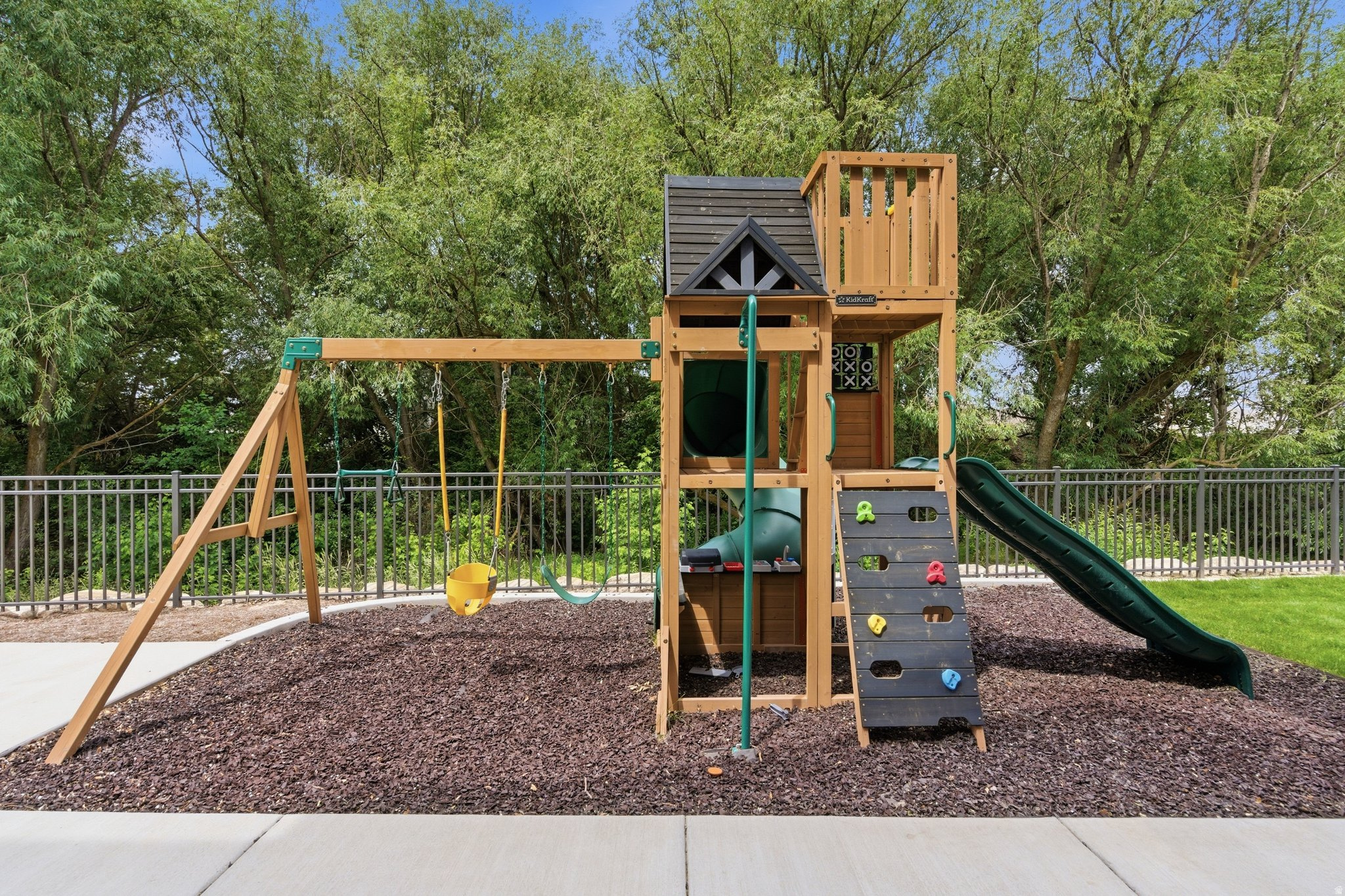 GREENWOOD CREEK - Residential