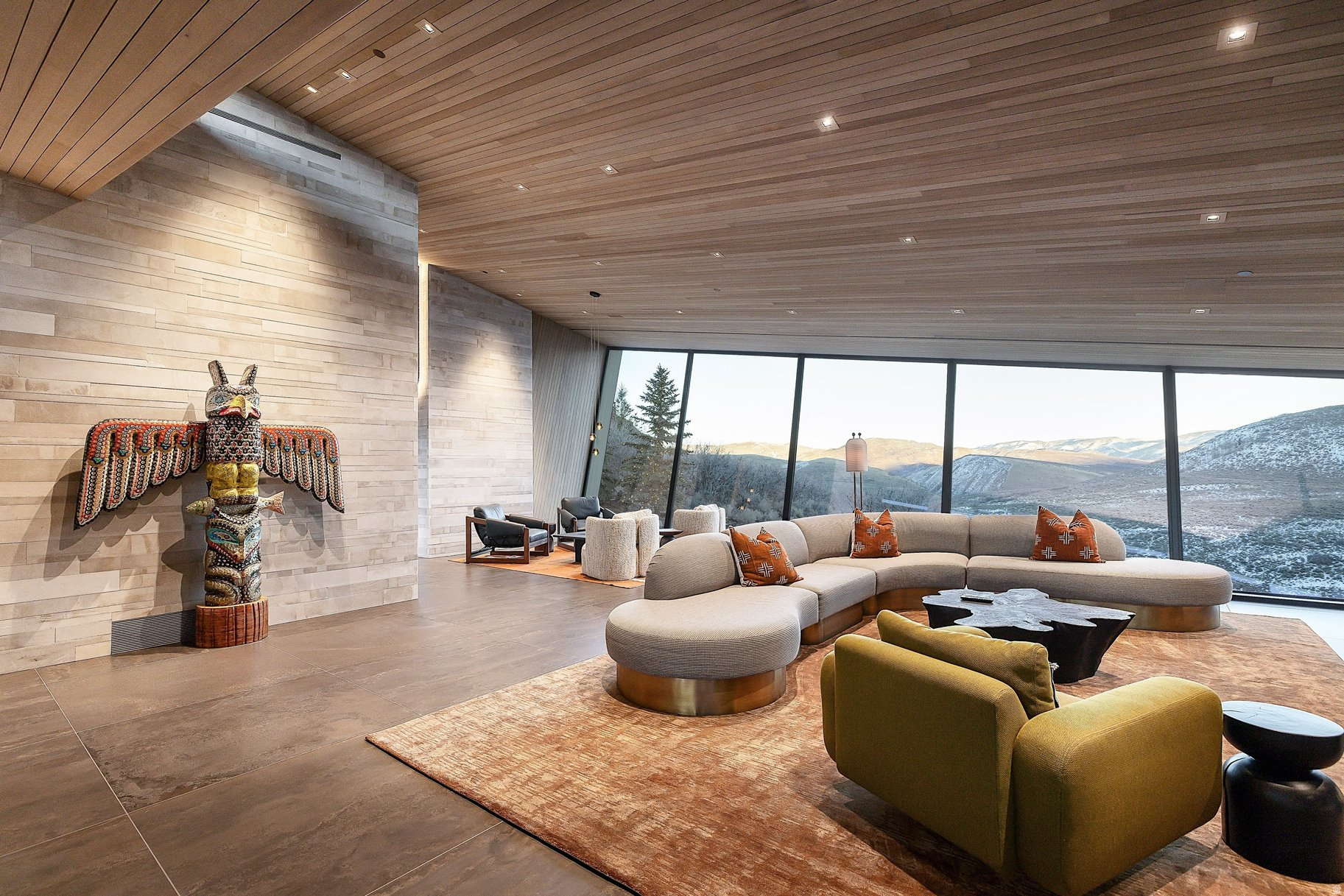 PROMONTORY - Residential