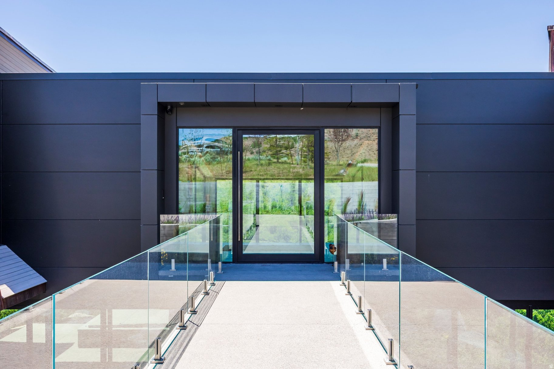 PROMONTORY - Residential