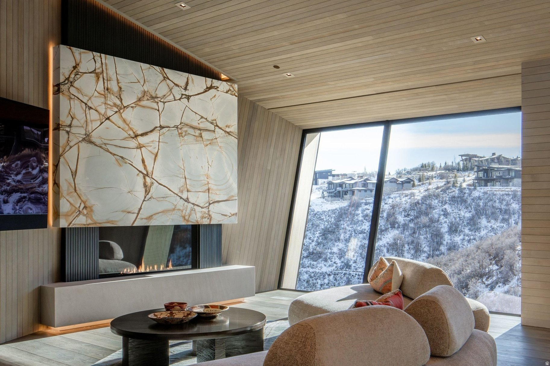 PROMONTORY - Residential