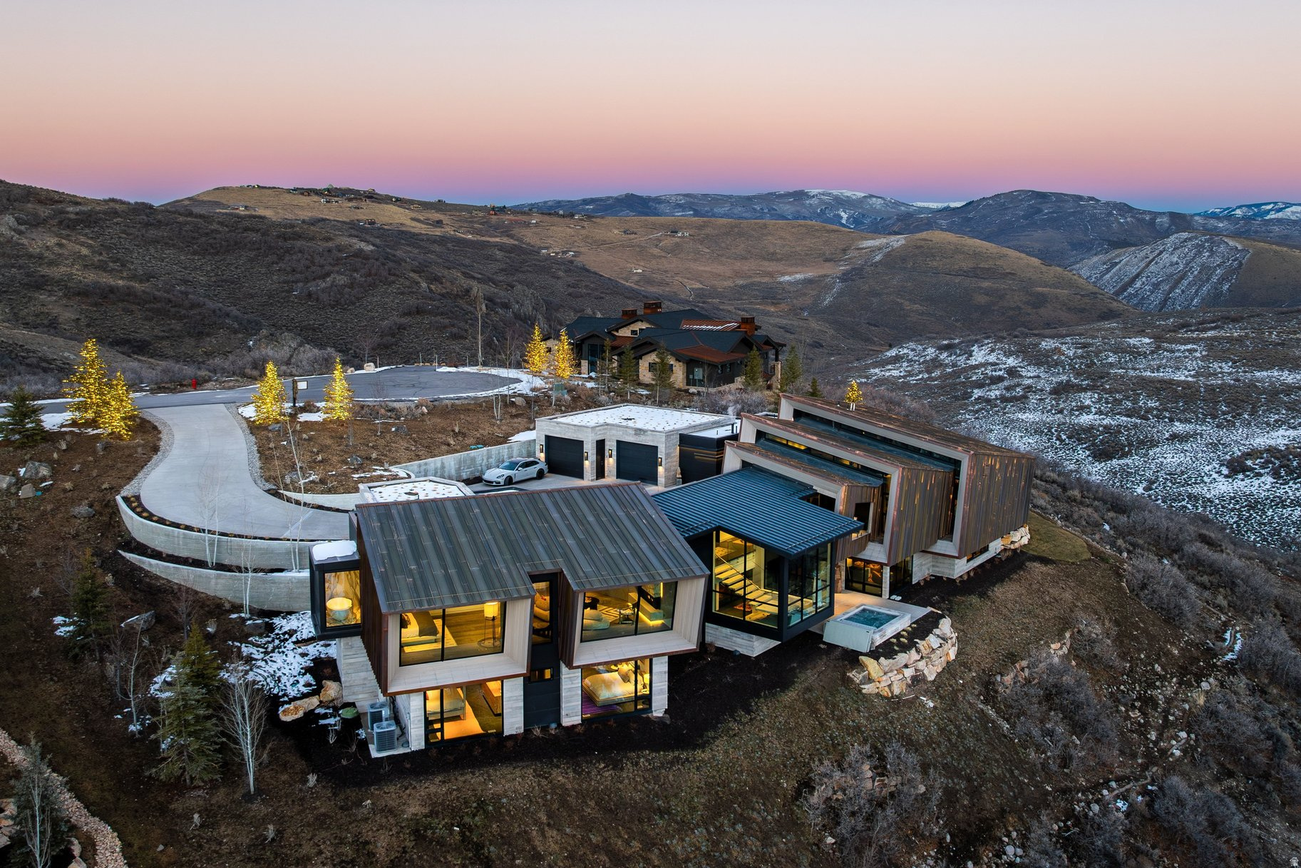 PROMONTORY - Residential