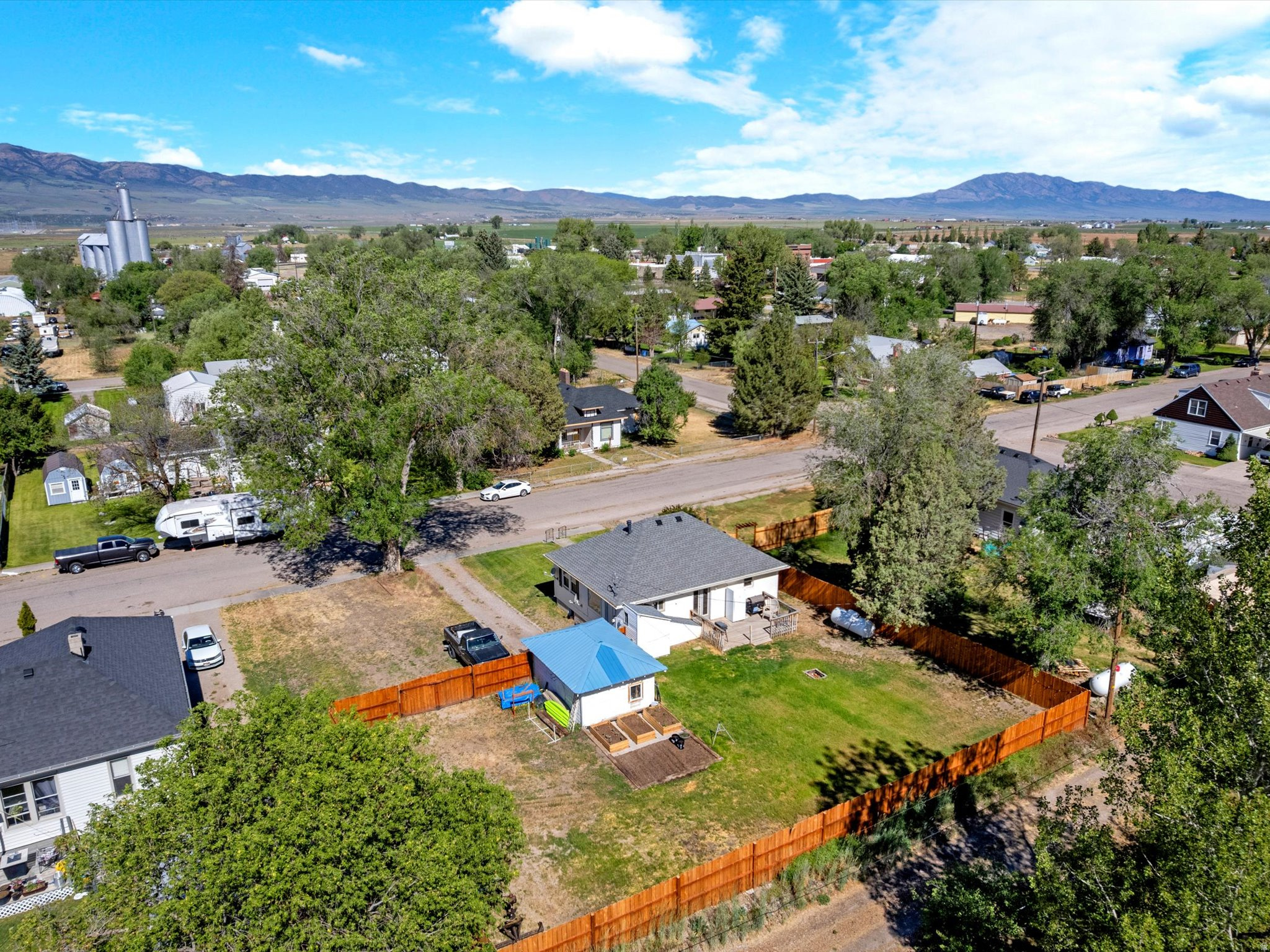 TOWNSITE OF DOWNEY - Residential