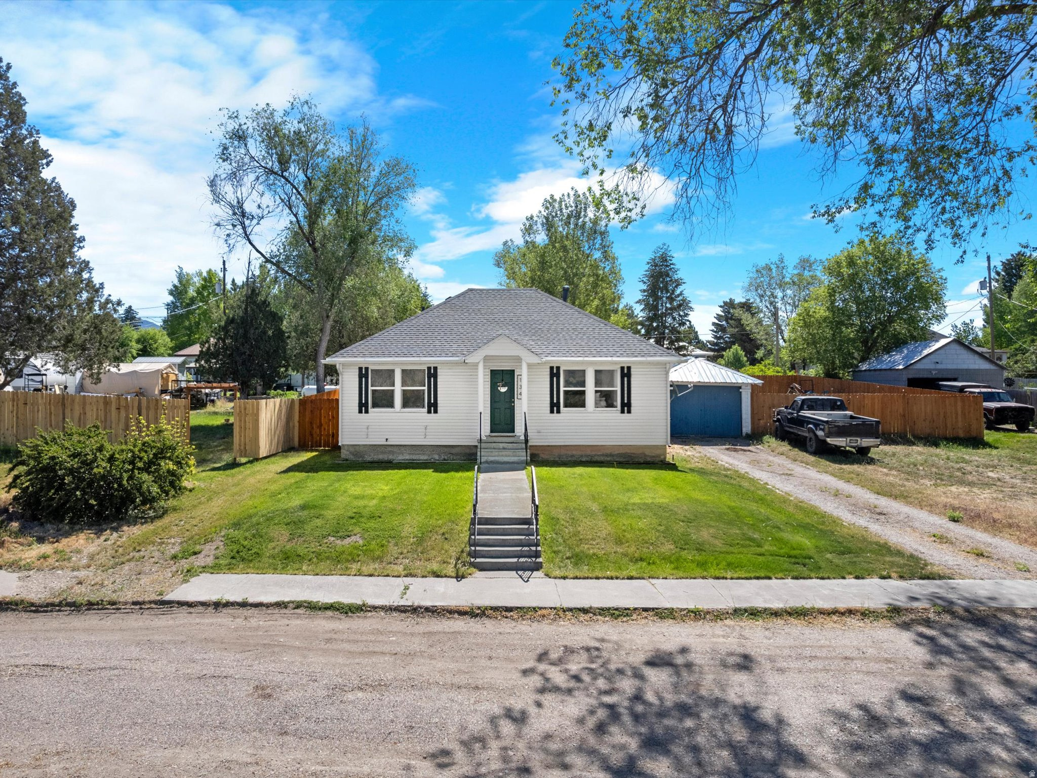 TOWNSITE OF DOWNEY - Residential