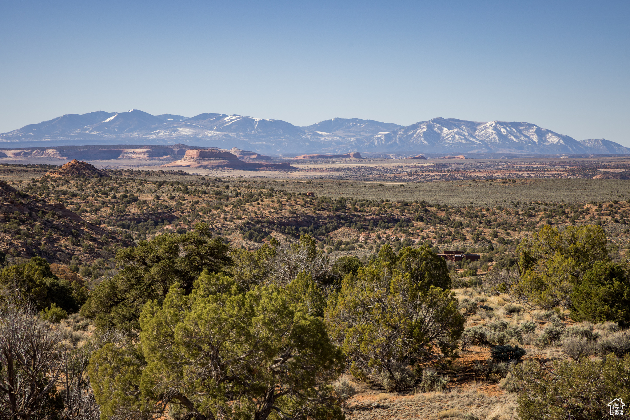 FLAT IRON MESA - Land