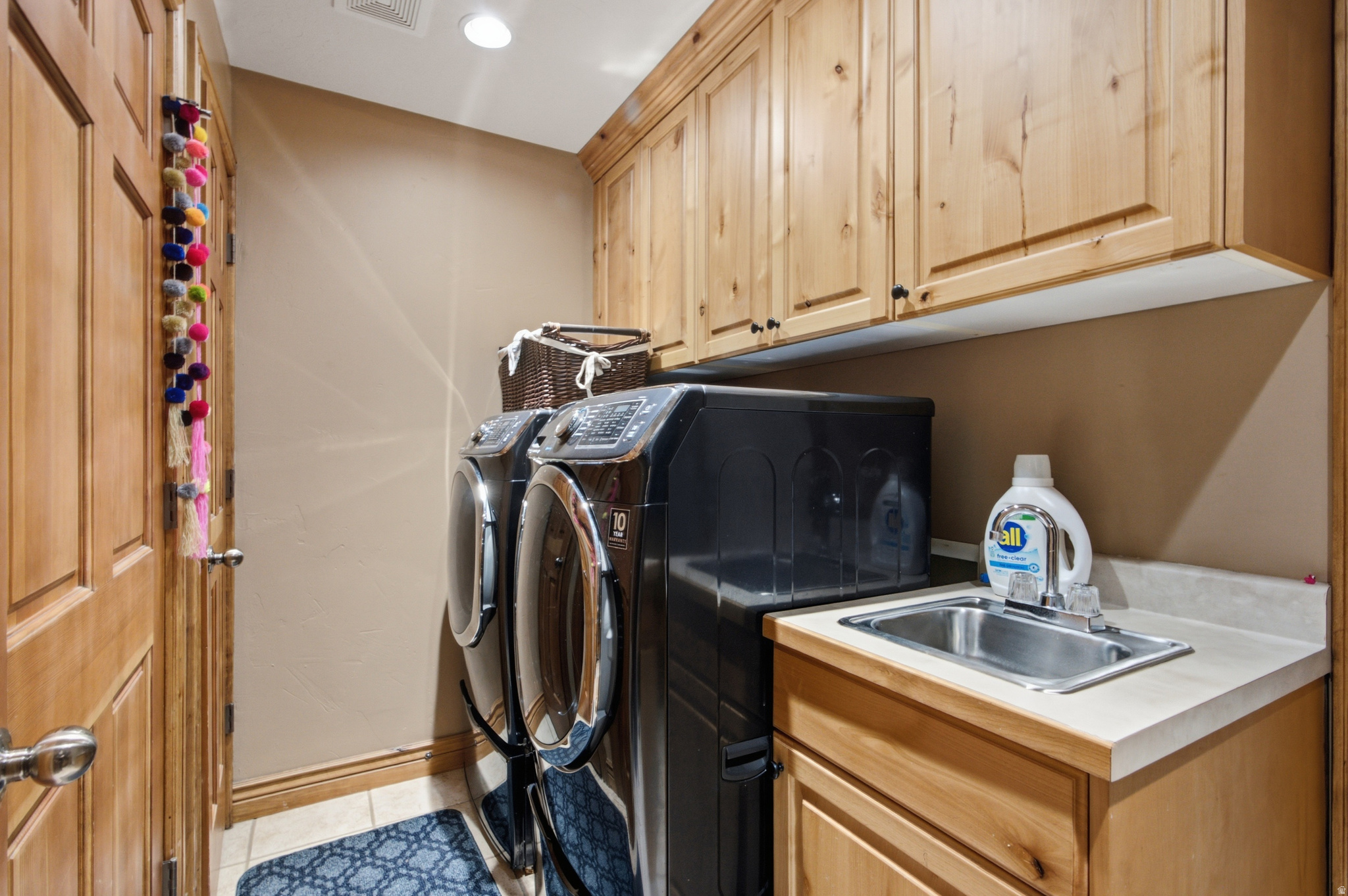 CANYON RIDGE - Residential