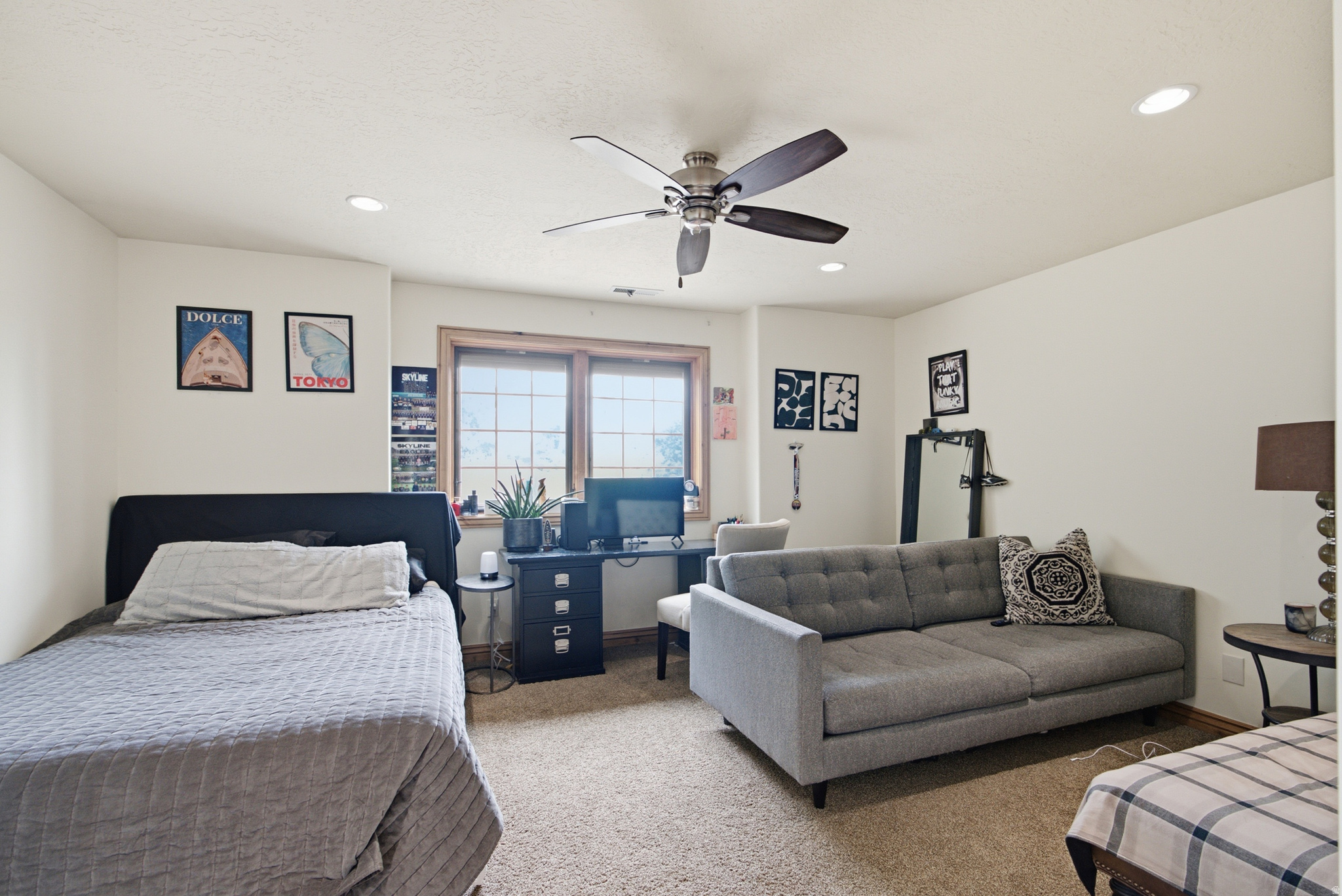 CANYON RIDGE - Residential