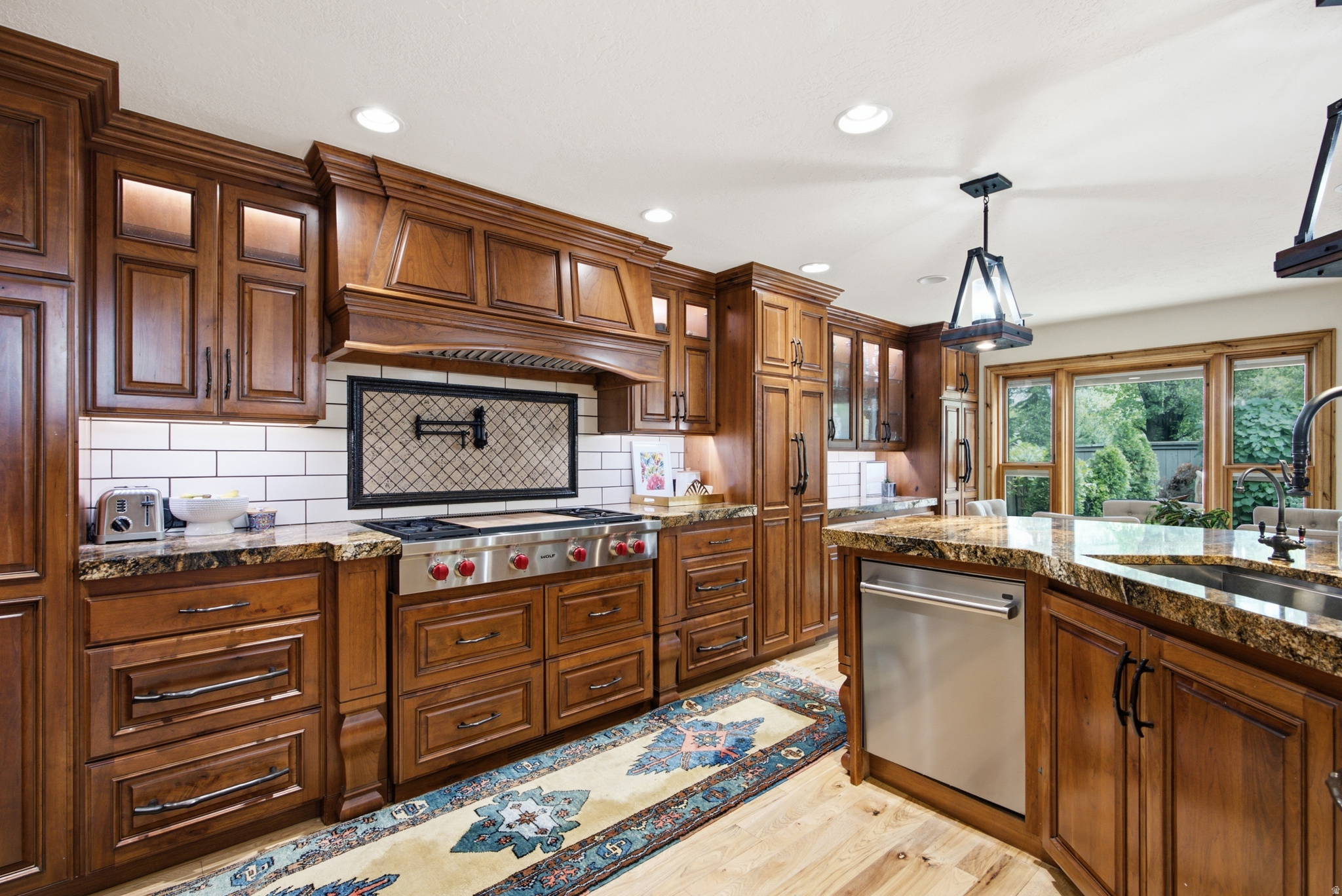 CANYON RIDGE - Residential