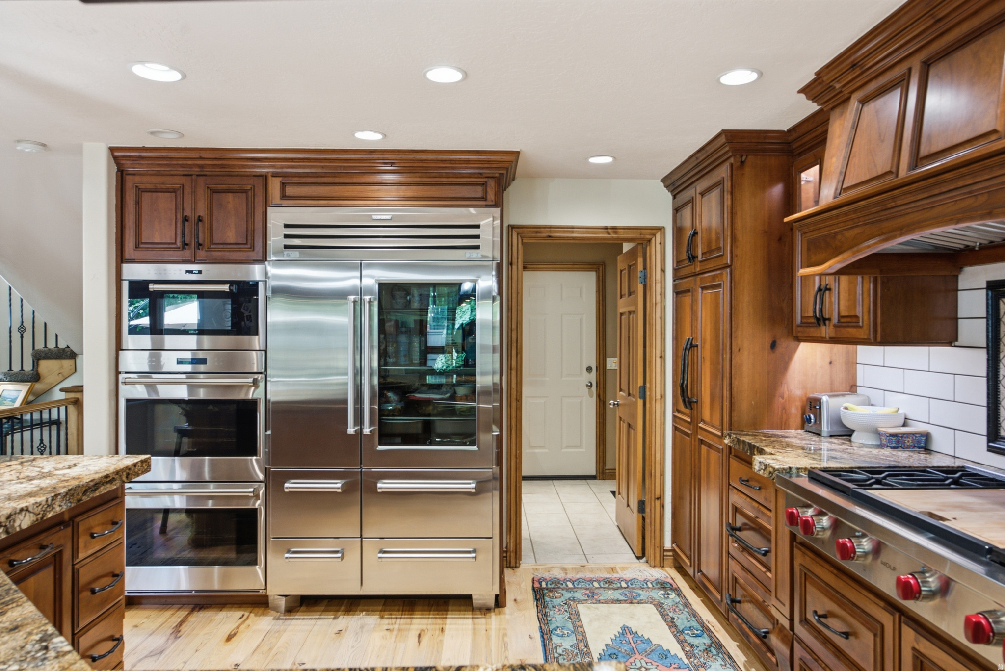 CANYON RIDGE - Residential