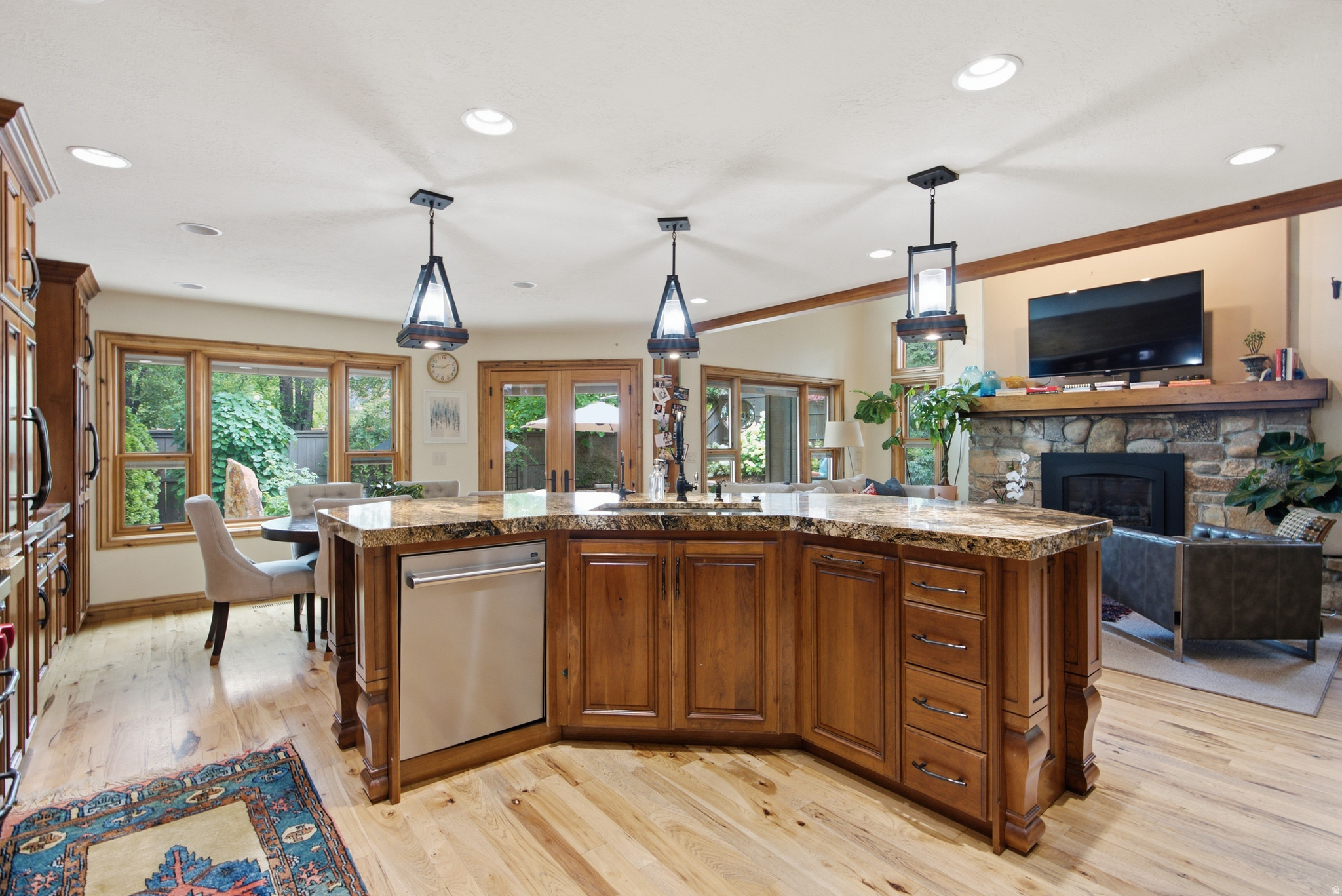 CANYON RIDGE - Residential