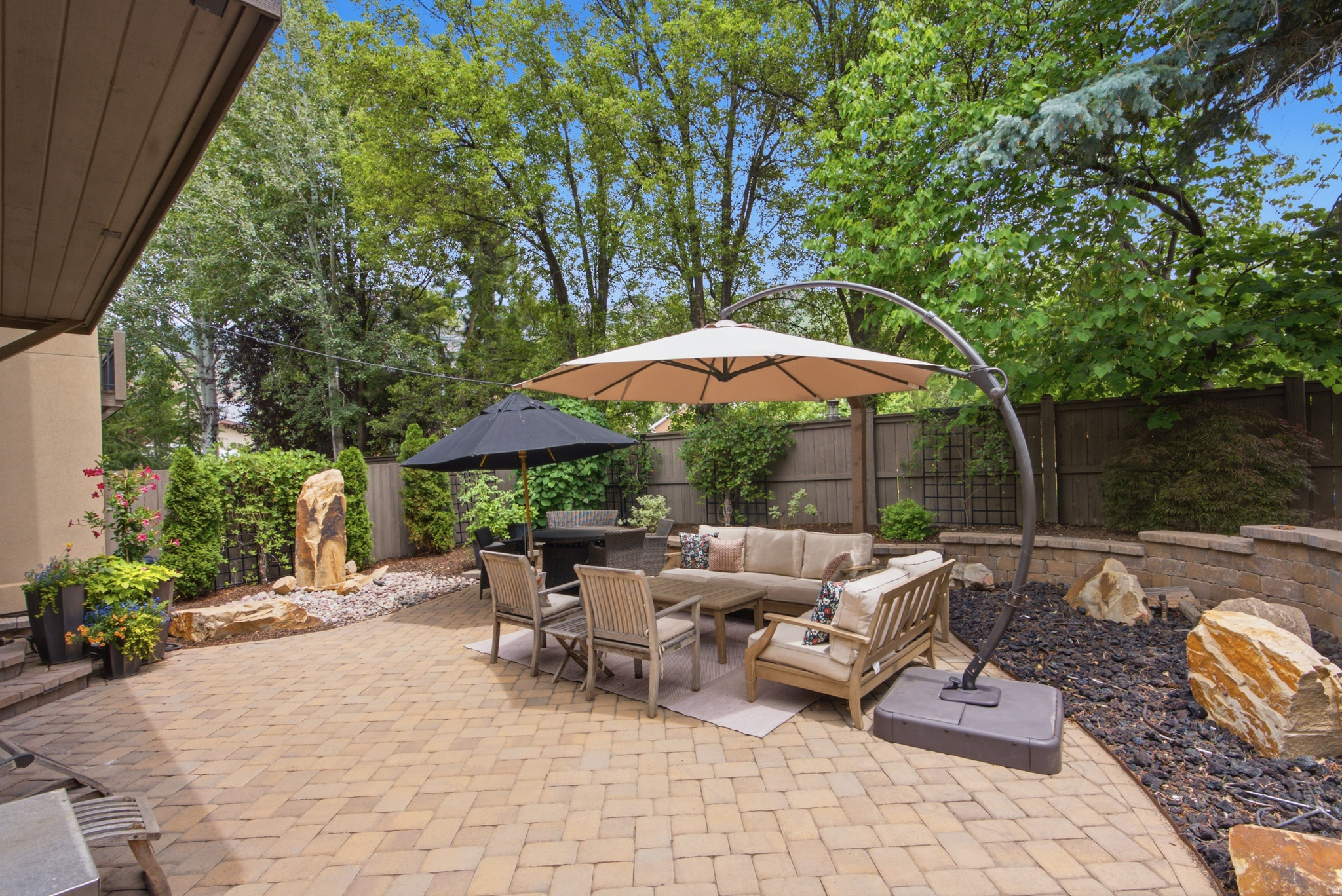 CANYON RIDGE - Residential