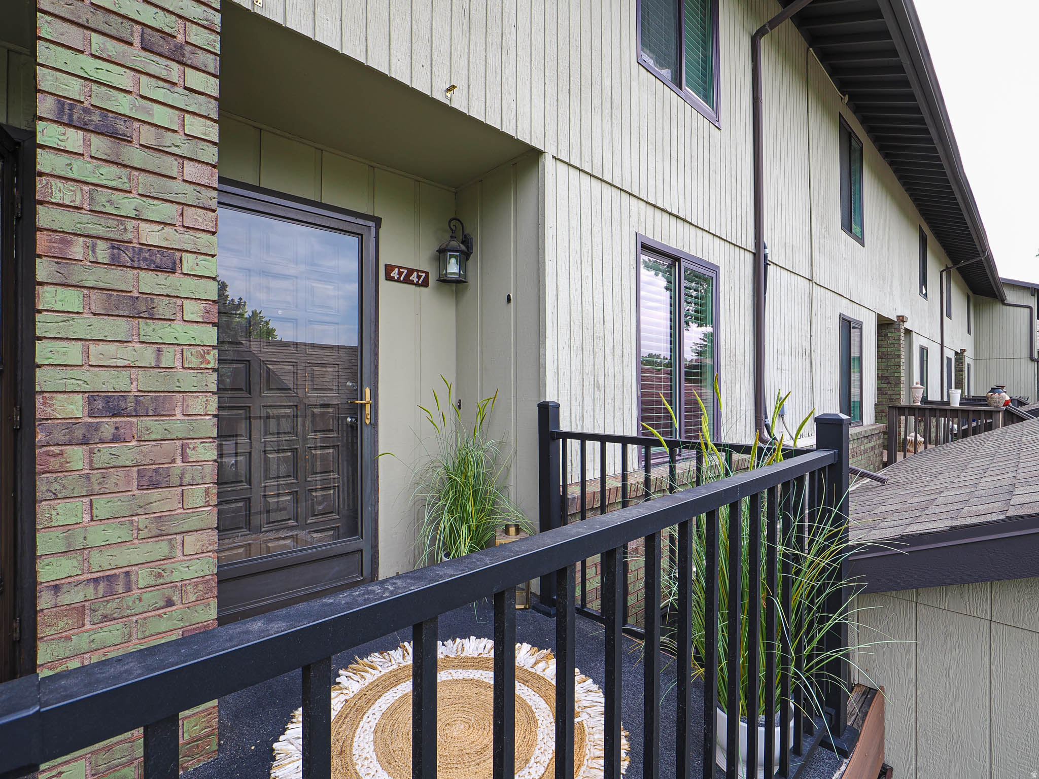 HIDDEN LAKE CONDM - Residential