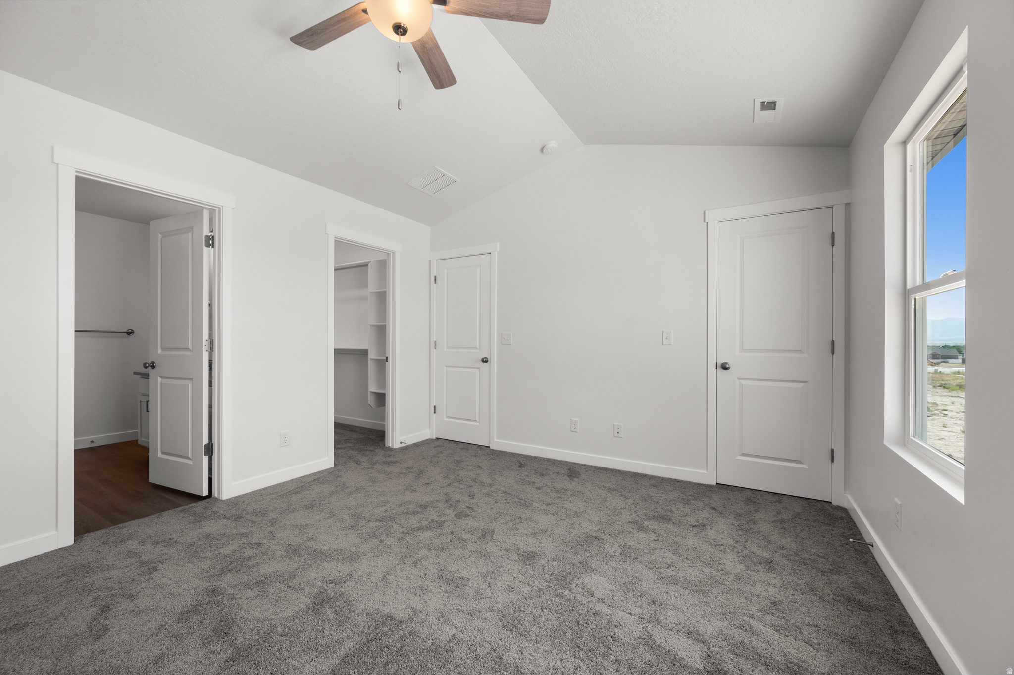 EAGLE VILLAGE - Residential