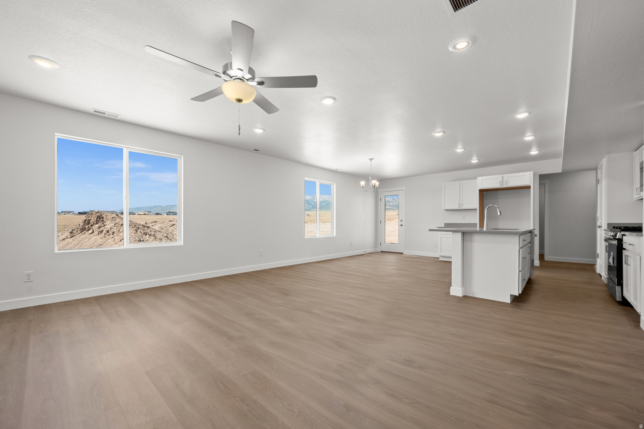 EAGLE VILLAGE - Residential
