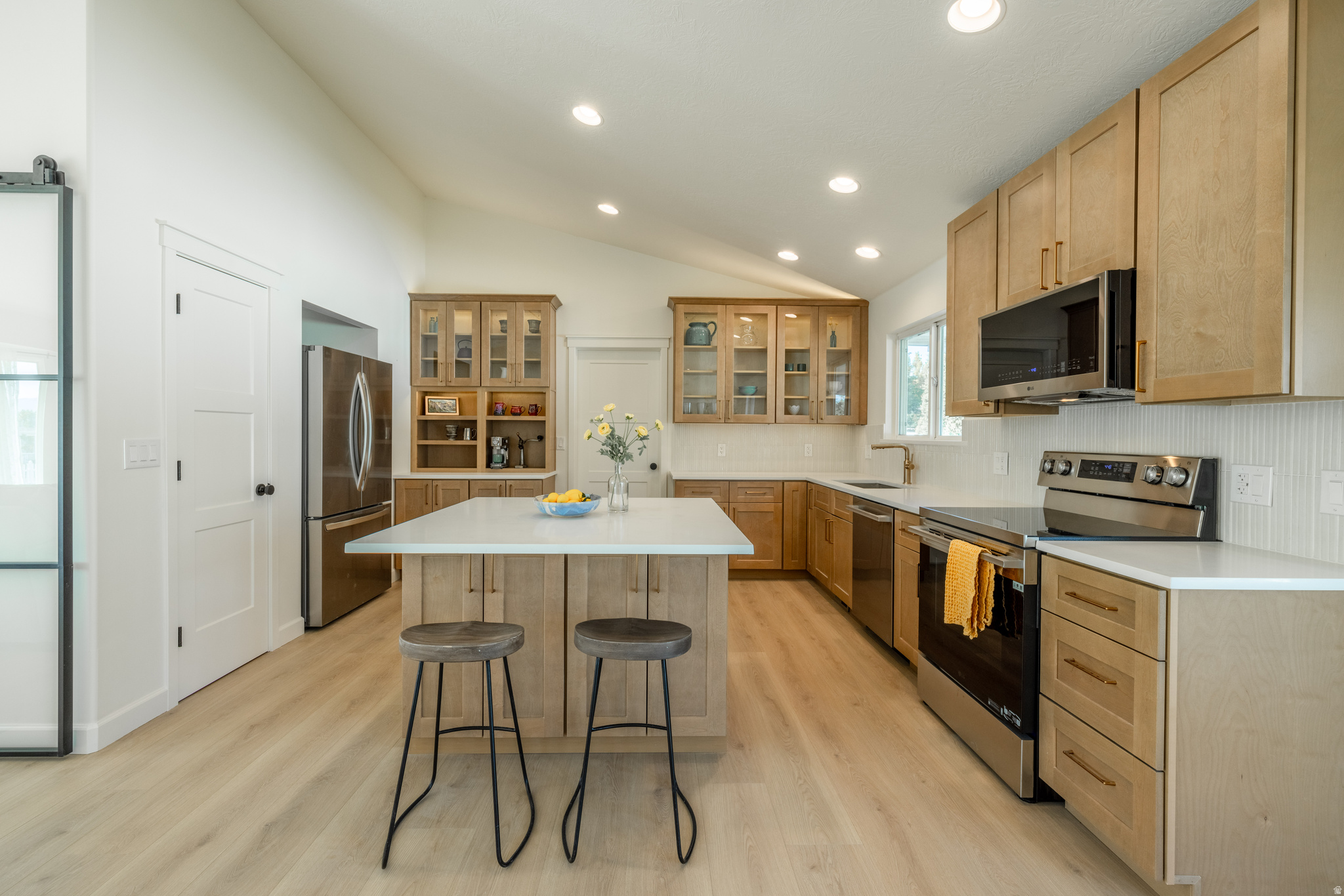 ROSE CREST ESTATES - Residential