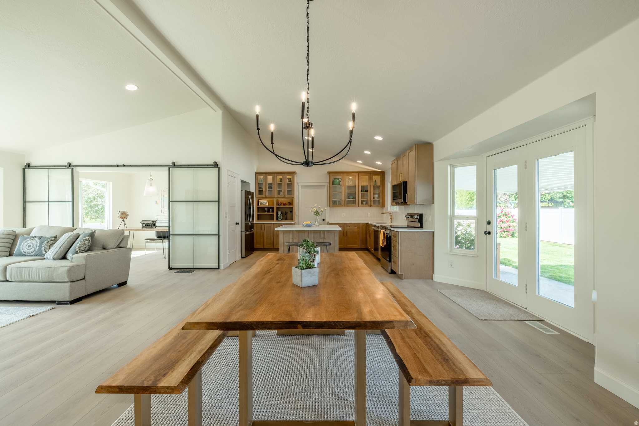 ROSE CREST ESTATES - Residential