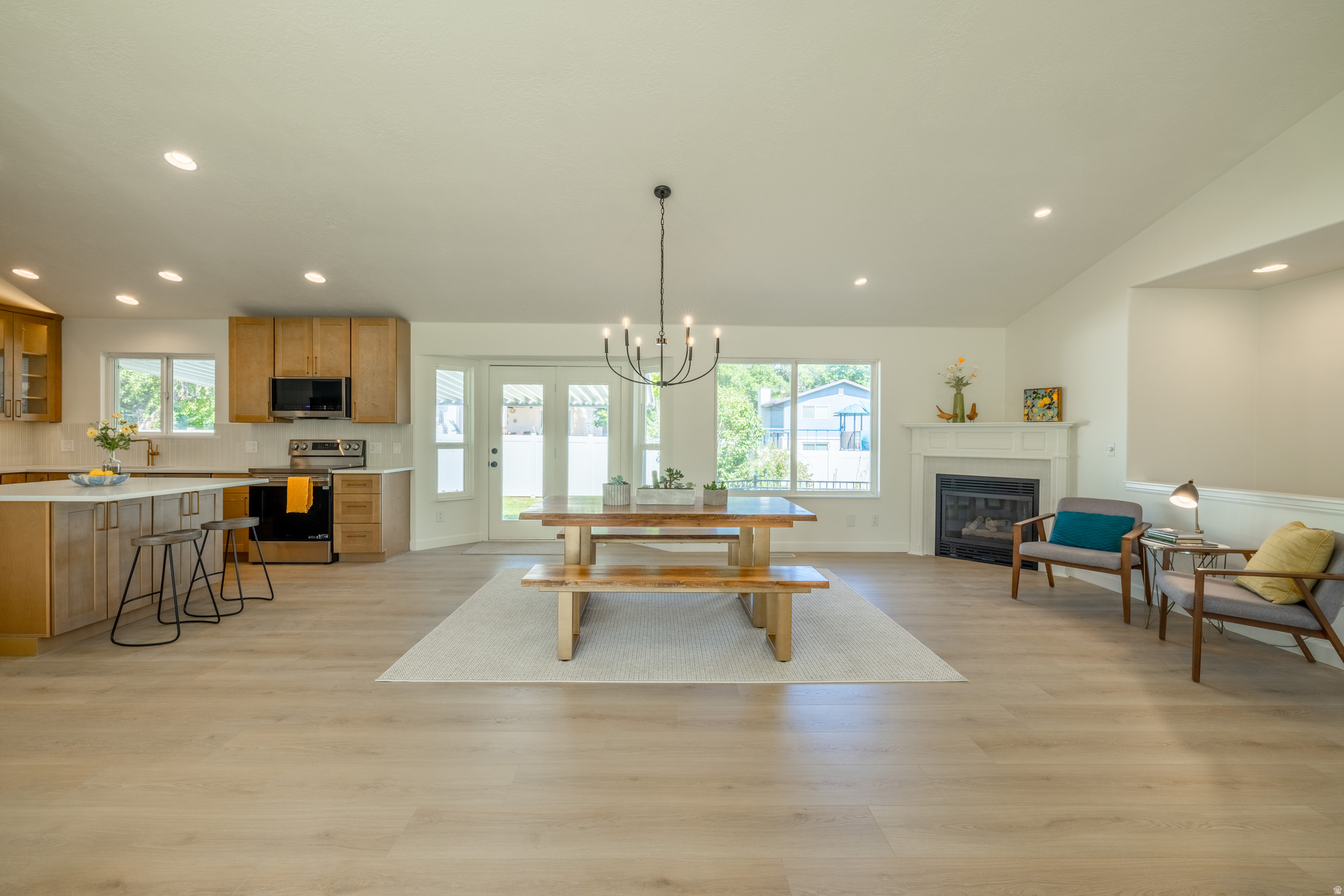 ROSE CREST ESTATES - Residential