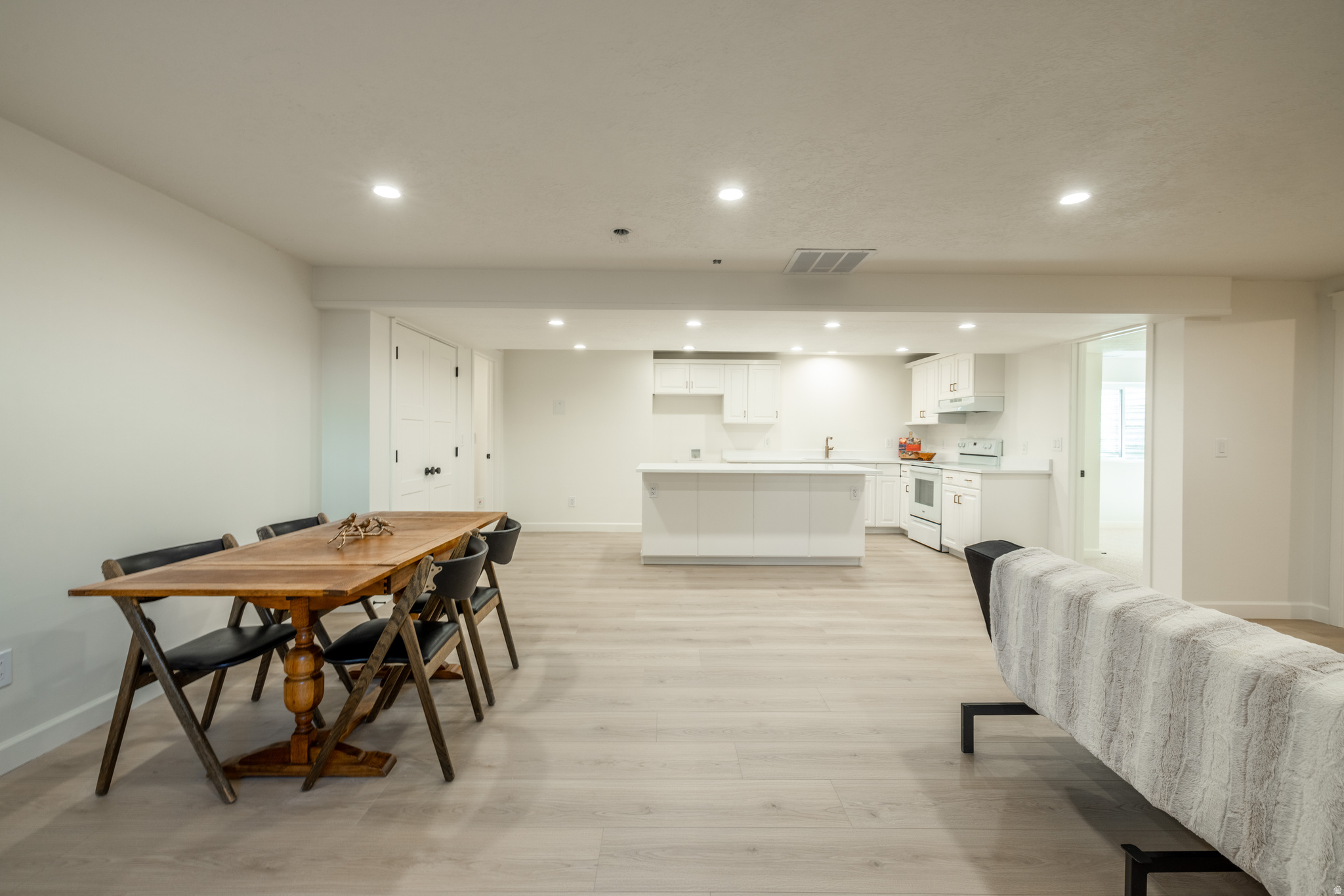 ROSE CREST ESTATES - Residential