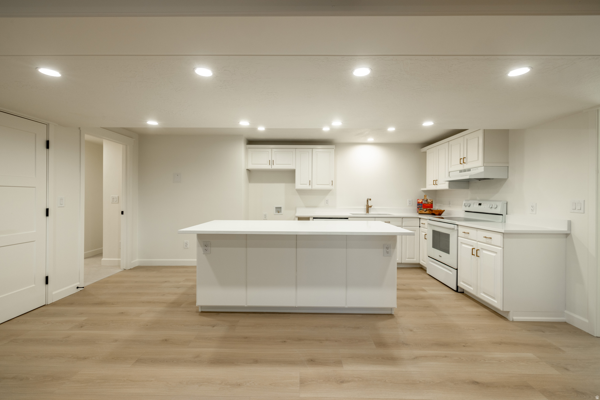 ROSE CREST ESTATES - Residential