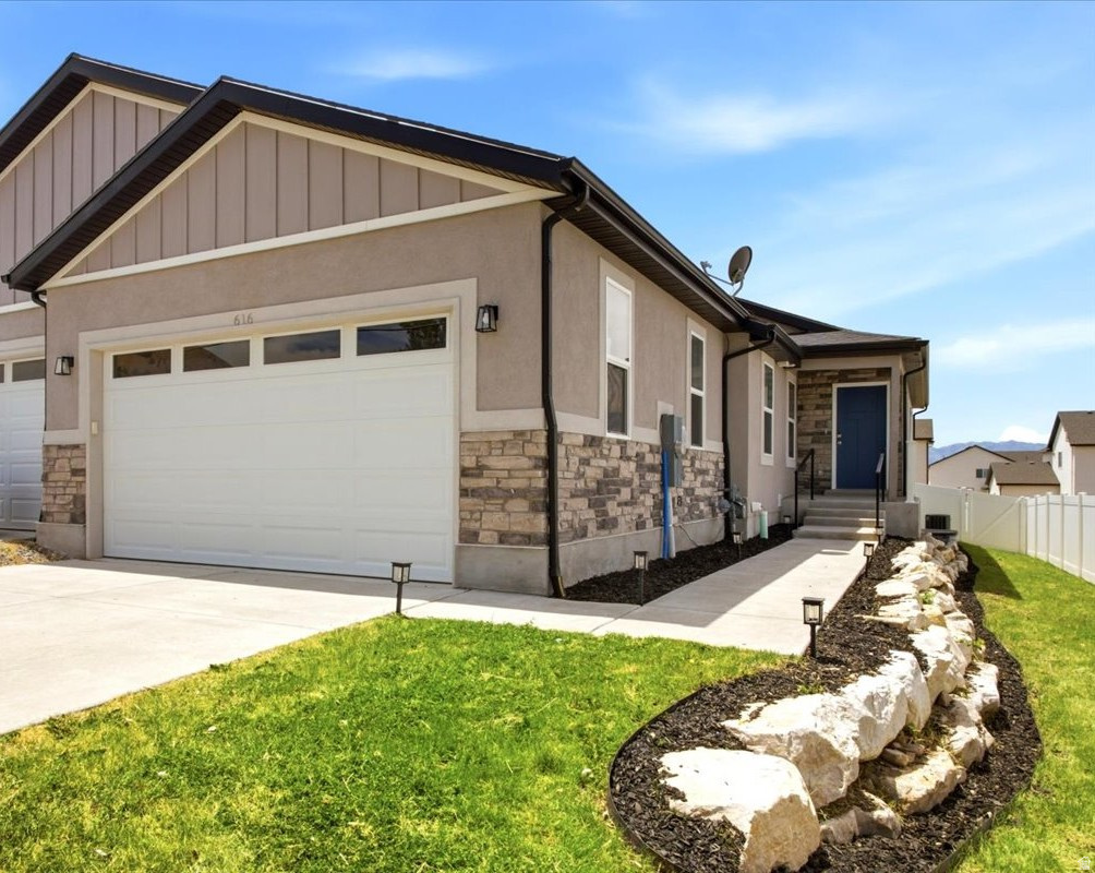 PORTERS PLACE CONDO - Residential