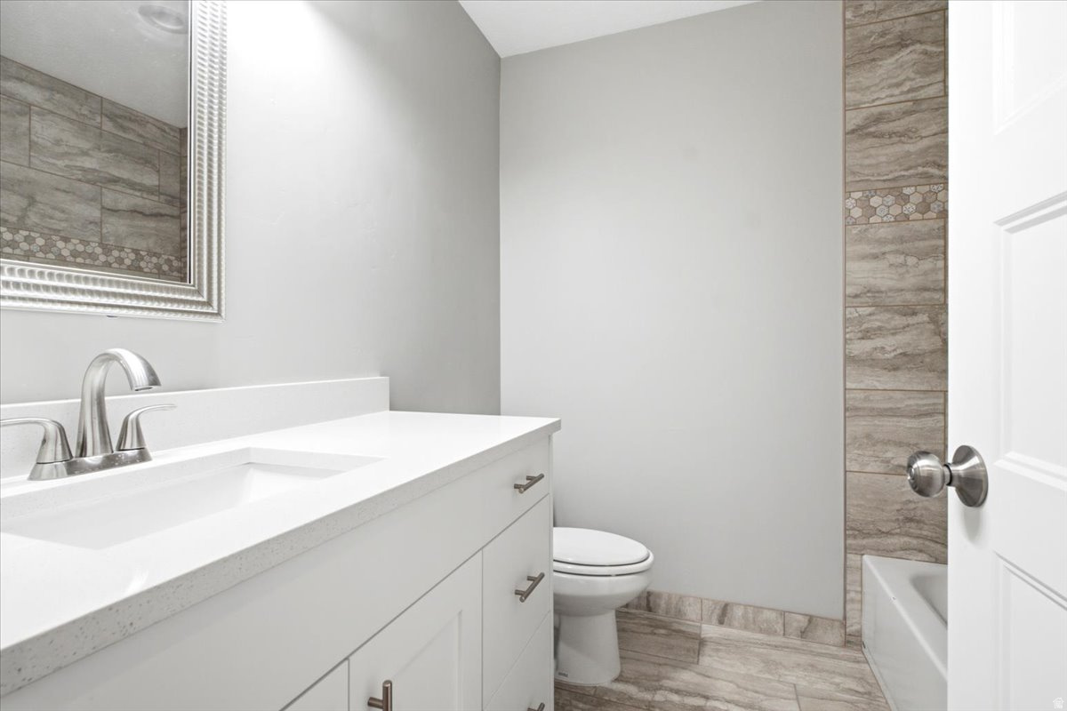 PORTERS PLACE CONDO - Residential