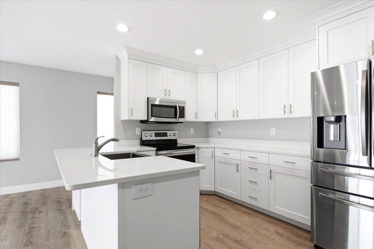 PORTERS PLACE CONDO - Residential