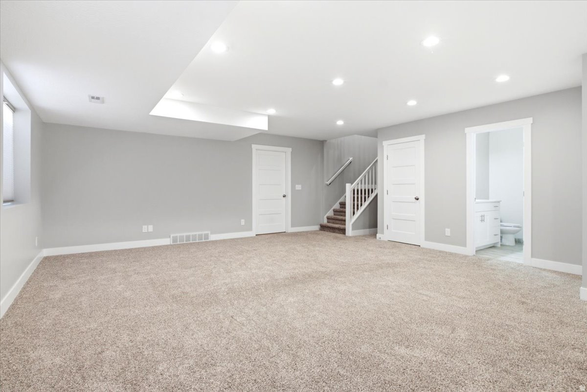 PORTERS PLACE CONDO - Residential