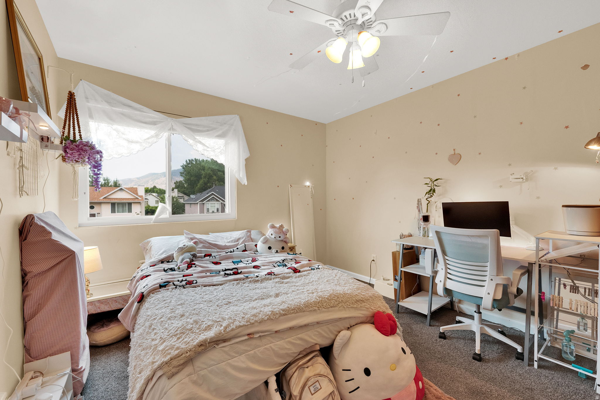 ERN HAYES - Residential