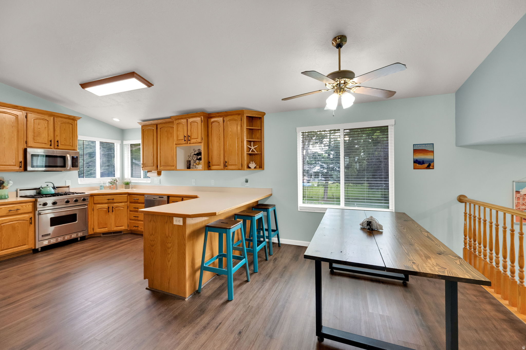 ERN HAYES - Residential